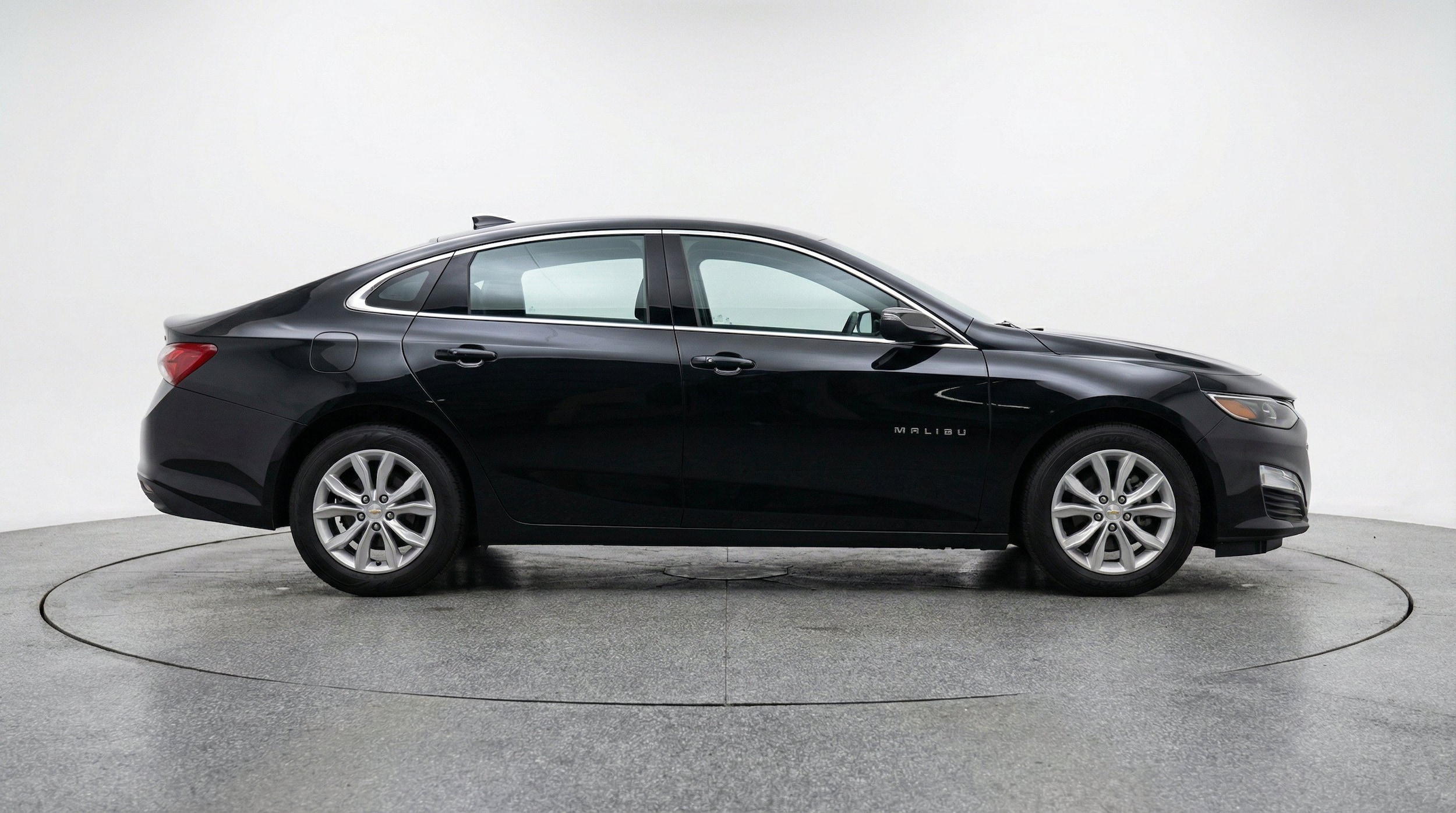 Thumbnail: 2024 Chevrolet Malibu - 11