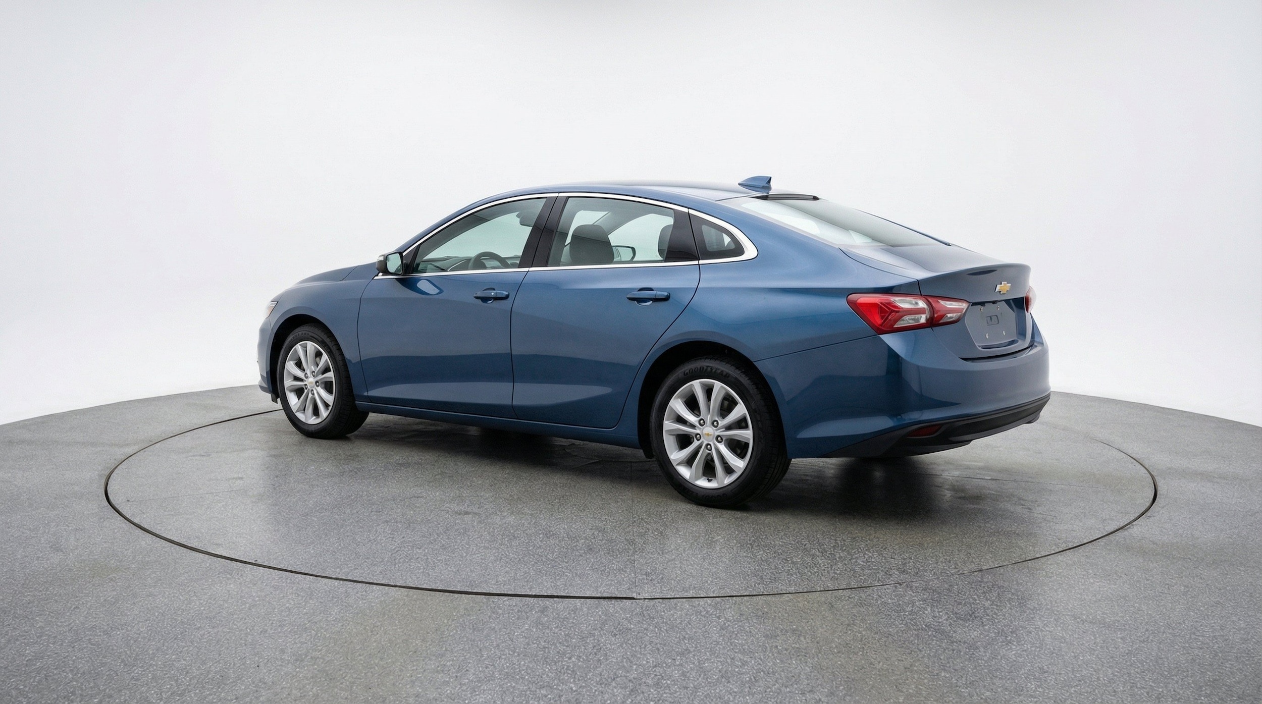 Thumbnail: 2024 Chevrolet Malibu - 6