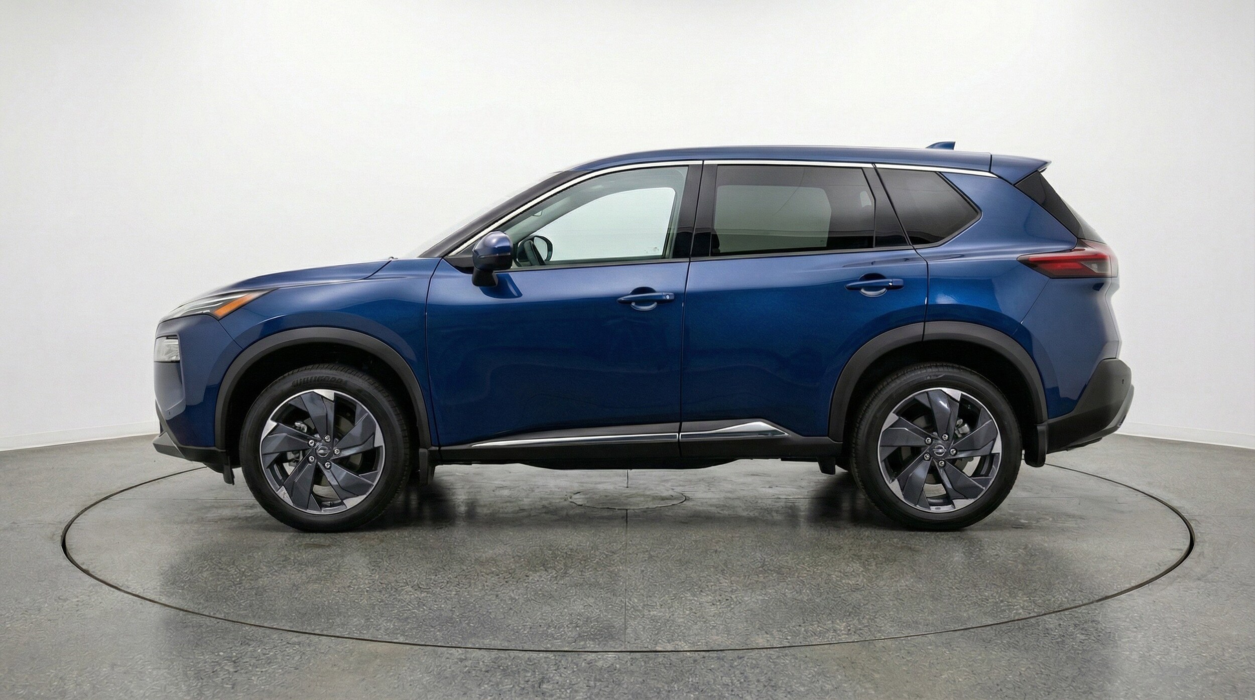 Thumbnail: 2025 Nissan Rogue - 5