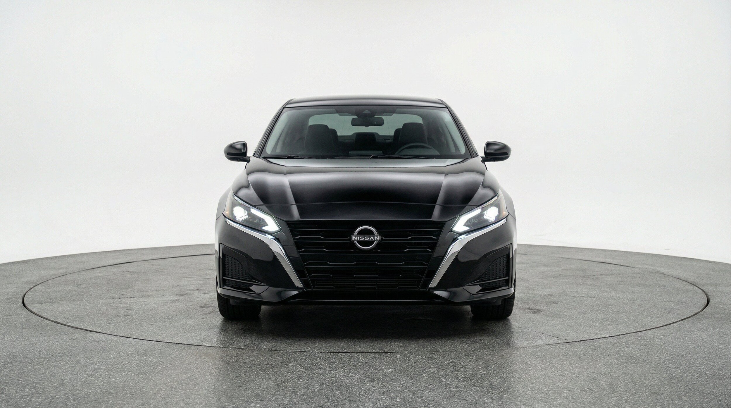 Thumbnail: 2025 Nissan Altima - 2
