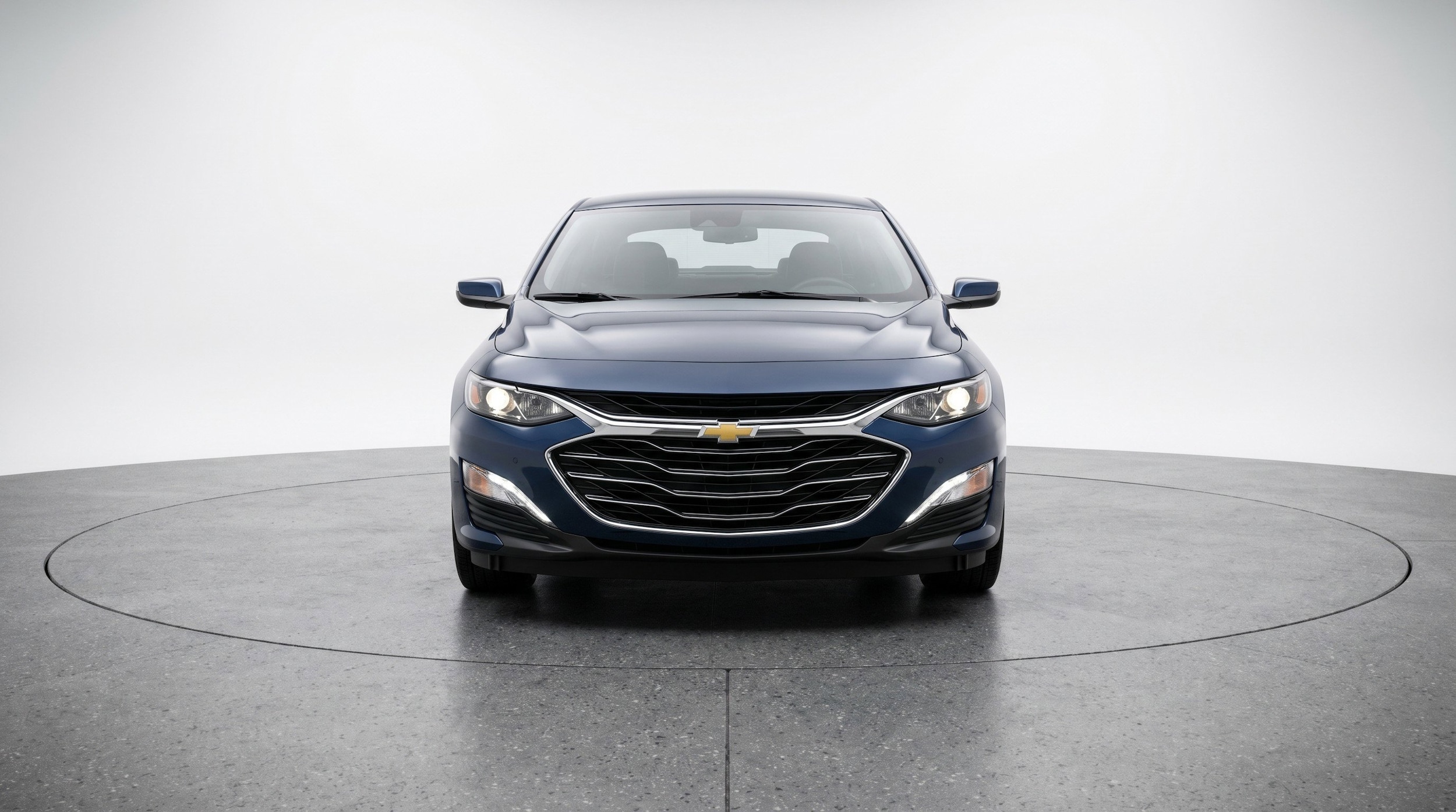 Thumbnail: 2023 Chevrolet Malibu - 2