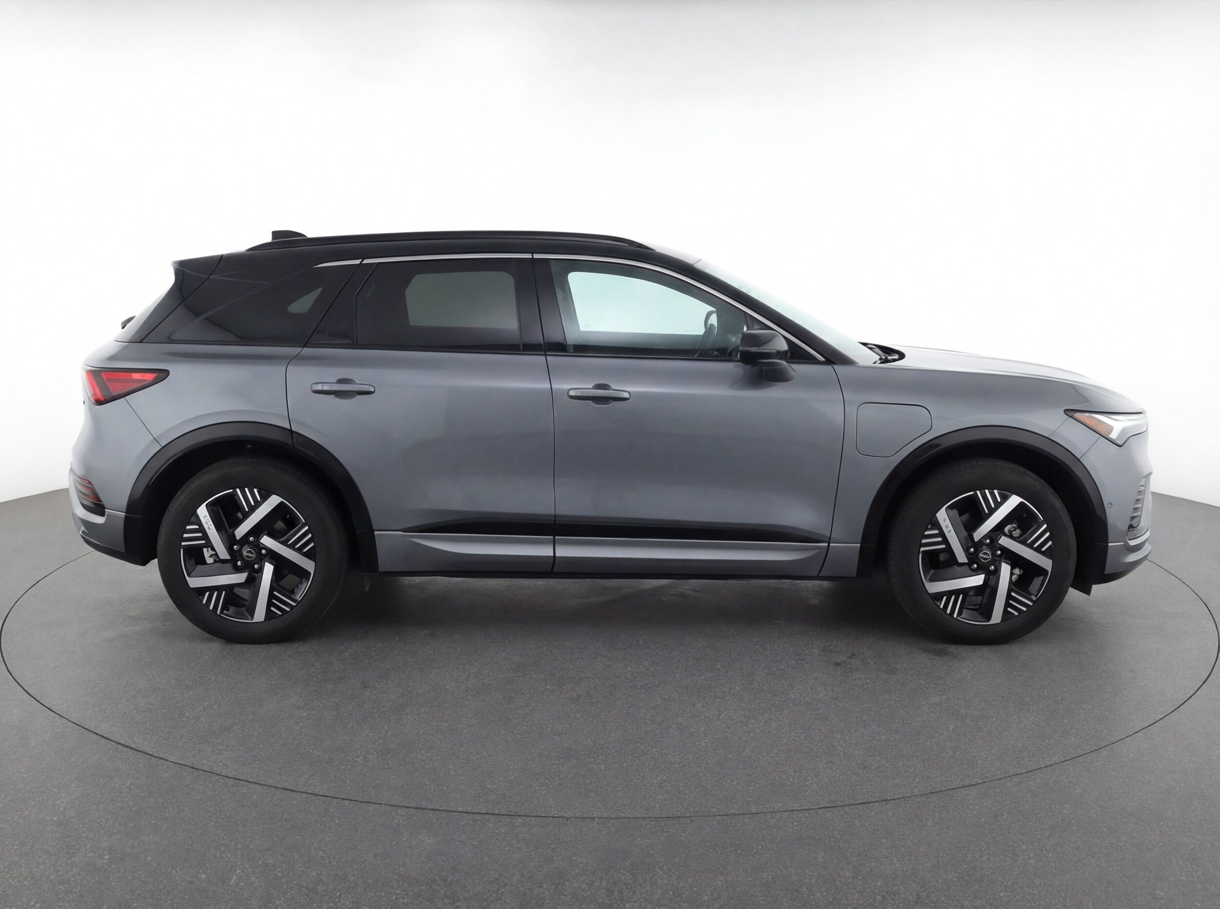 Thumbnail: 2025 Nissan Kicks - 11