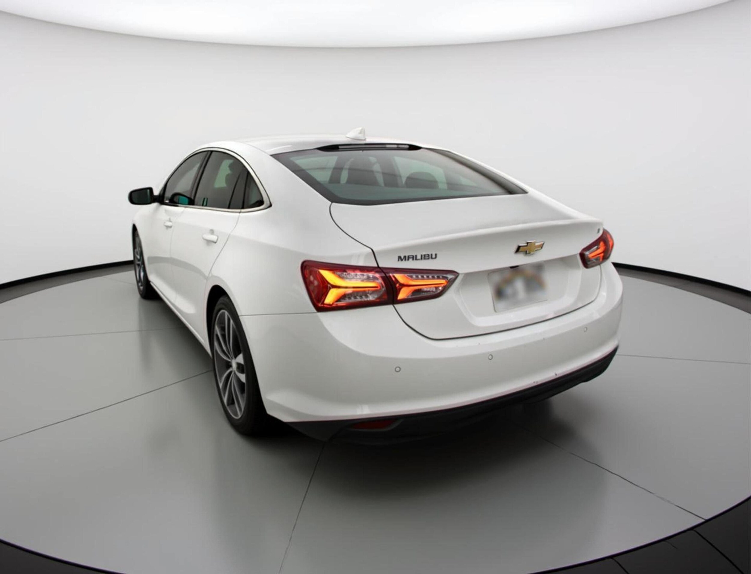 Thumbnail: 2024 Chevrolet Malibu - 6