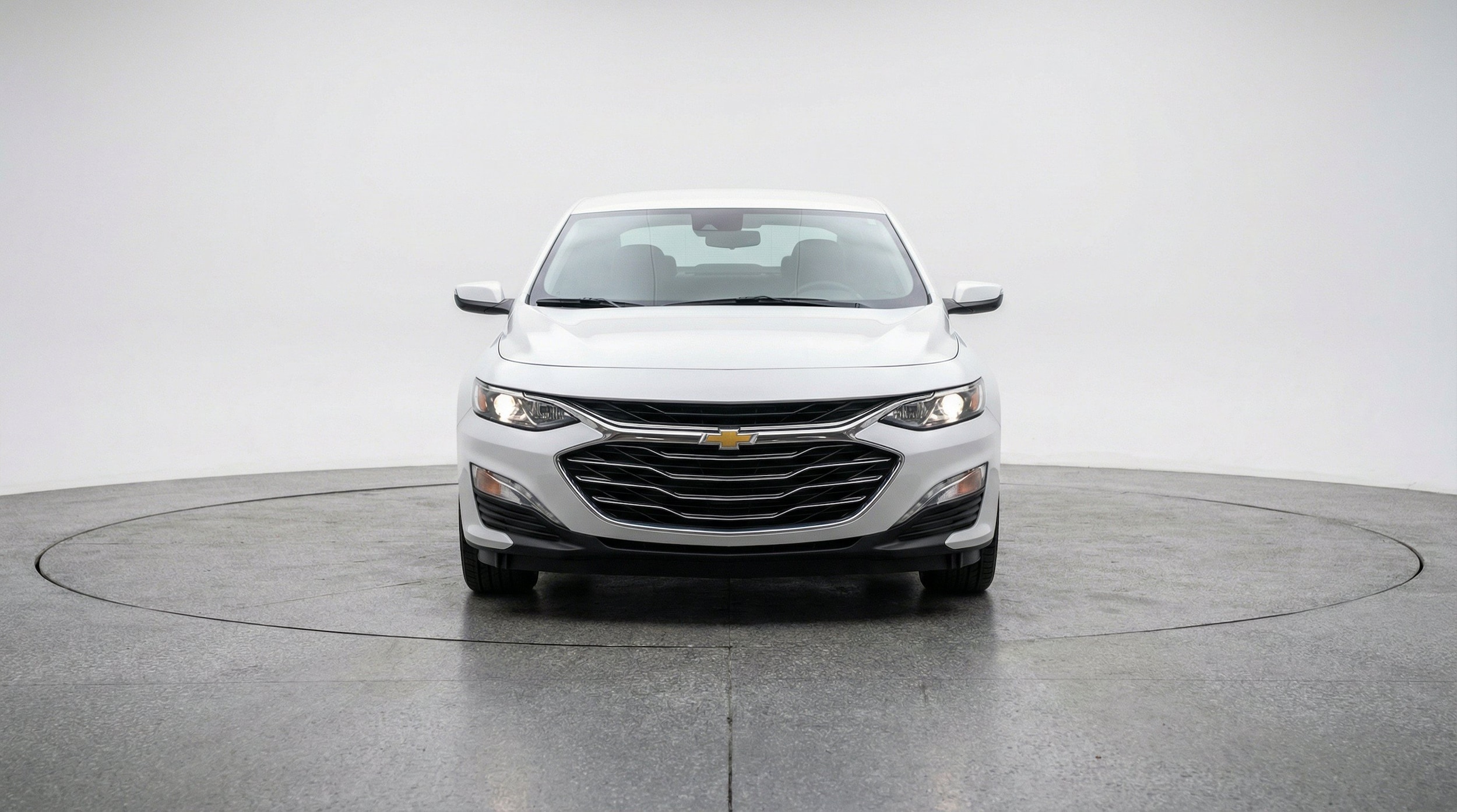 Thumbnail: 2024 Chevrolet Malibu - 2