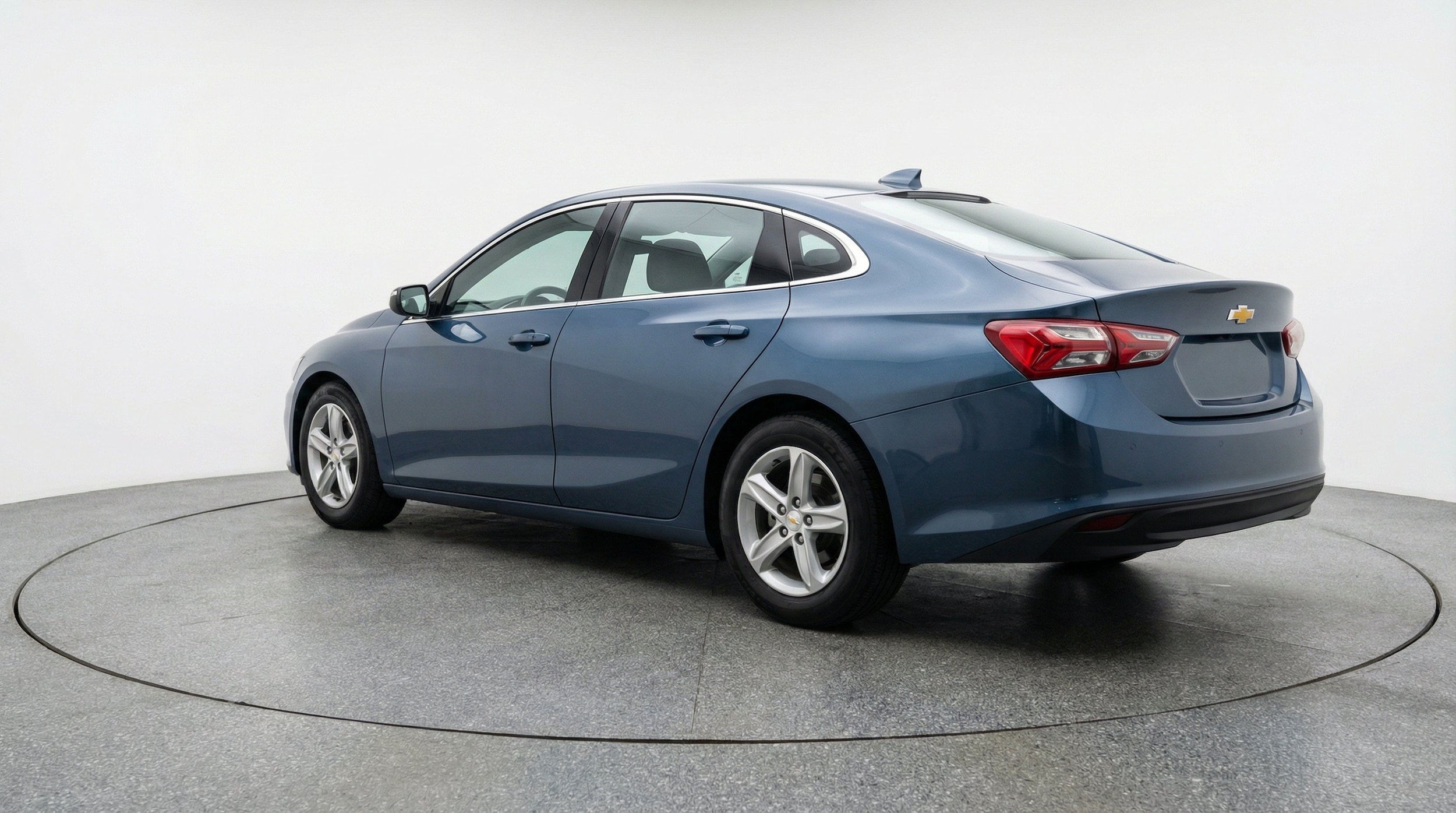 Thumbnail: 2024 Chevrolet Malibu - 6