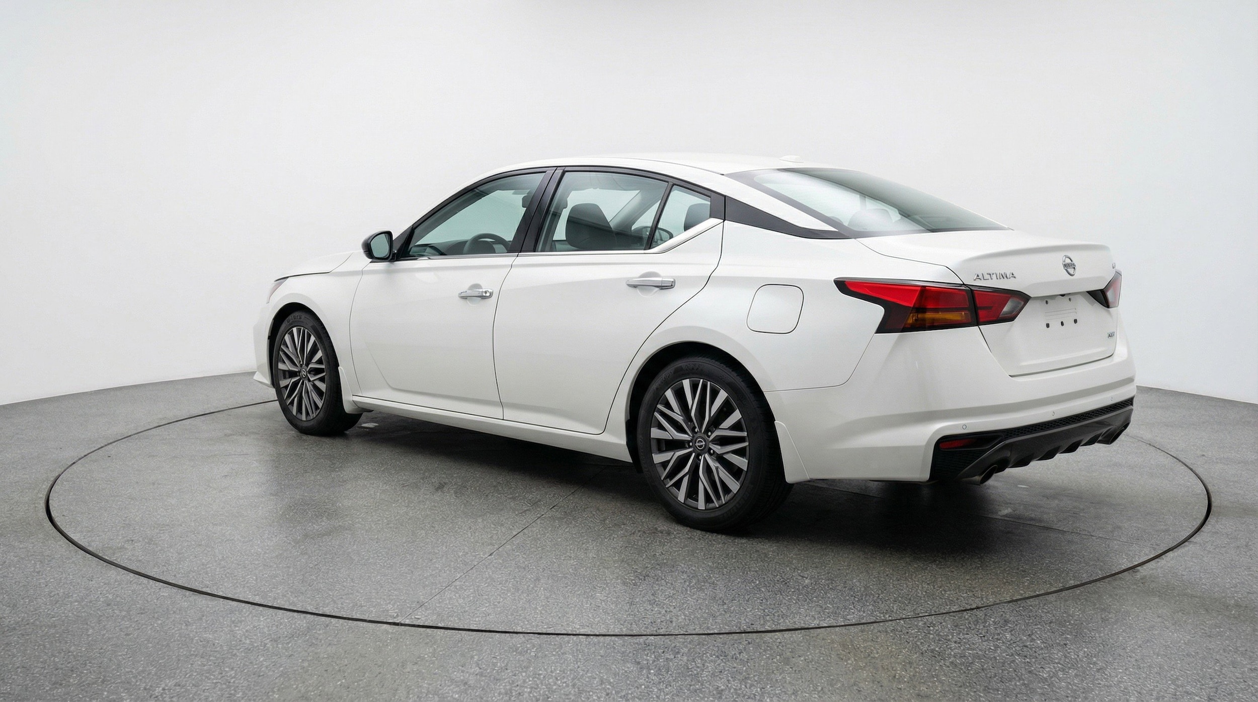 Thumbnail: 2025 Nissan Altima - 6