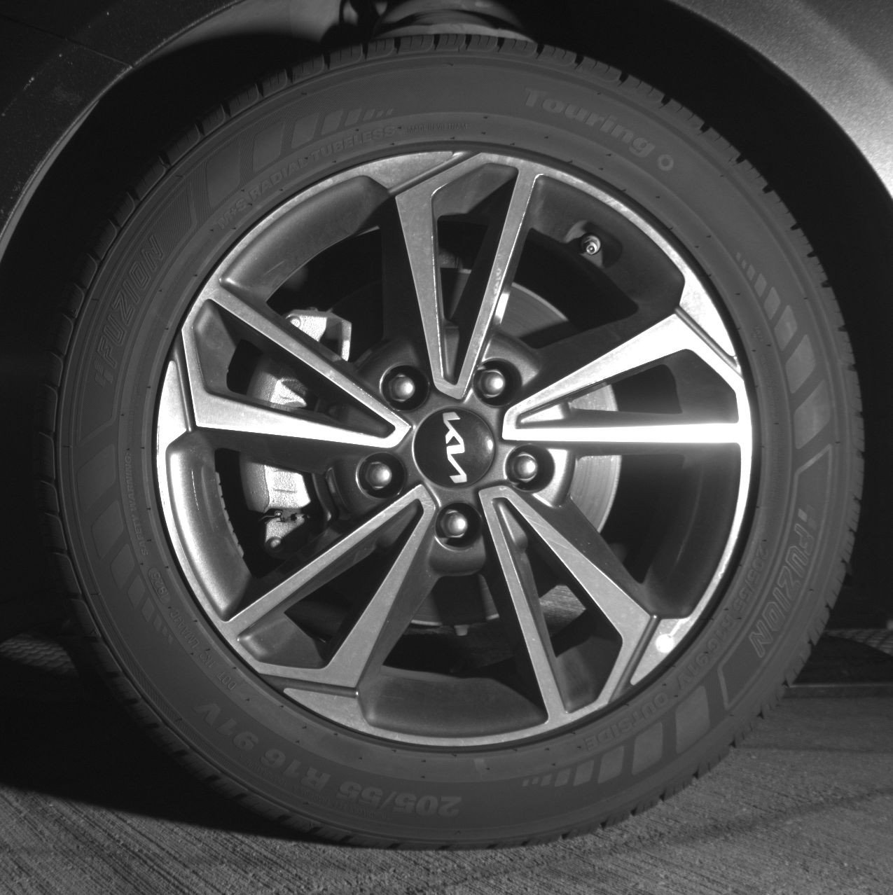 Thumbnail: 2024 Kia Forte - 17