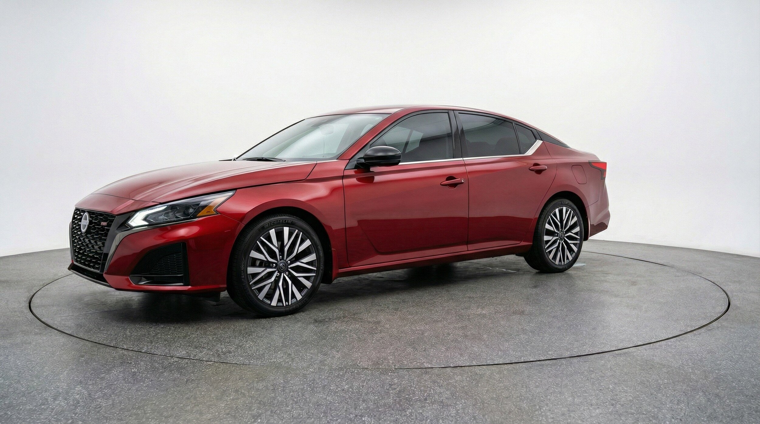Thumbnail: 2025 Nissan Altima - 3
