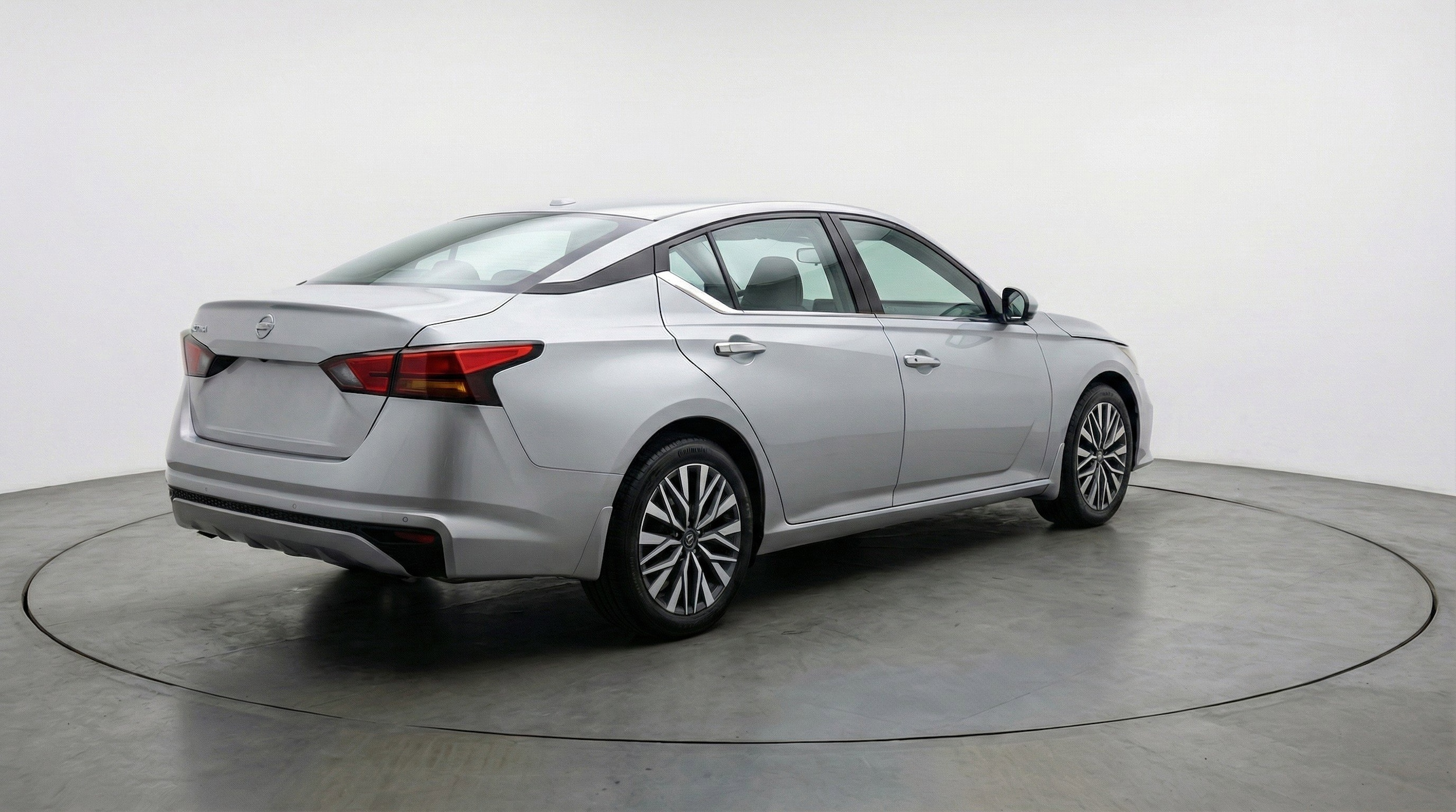 Thumbnail: 2025 Nissan Altima - 9