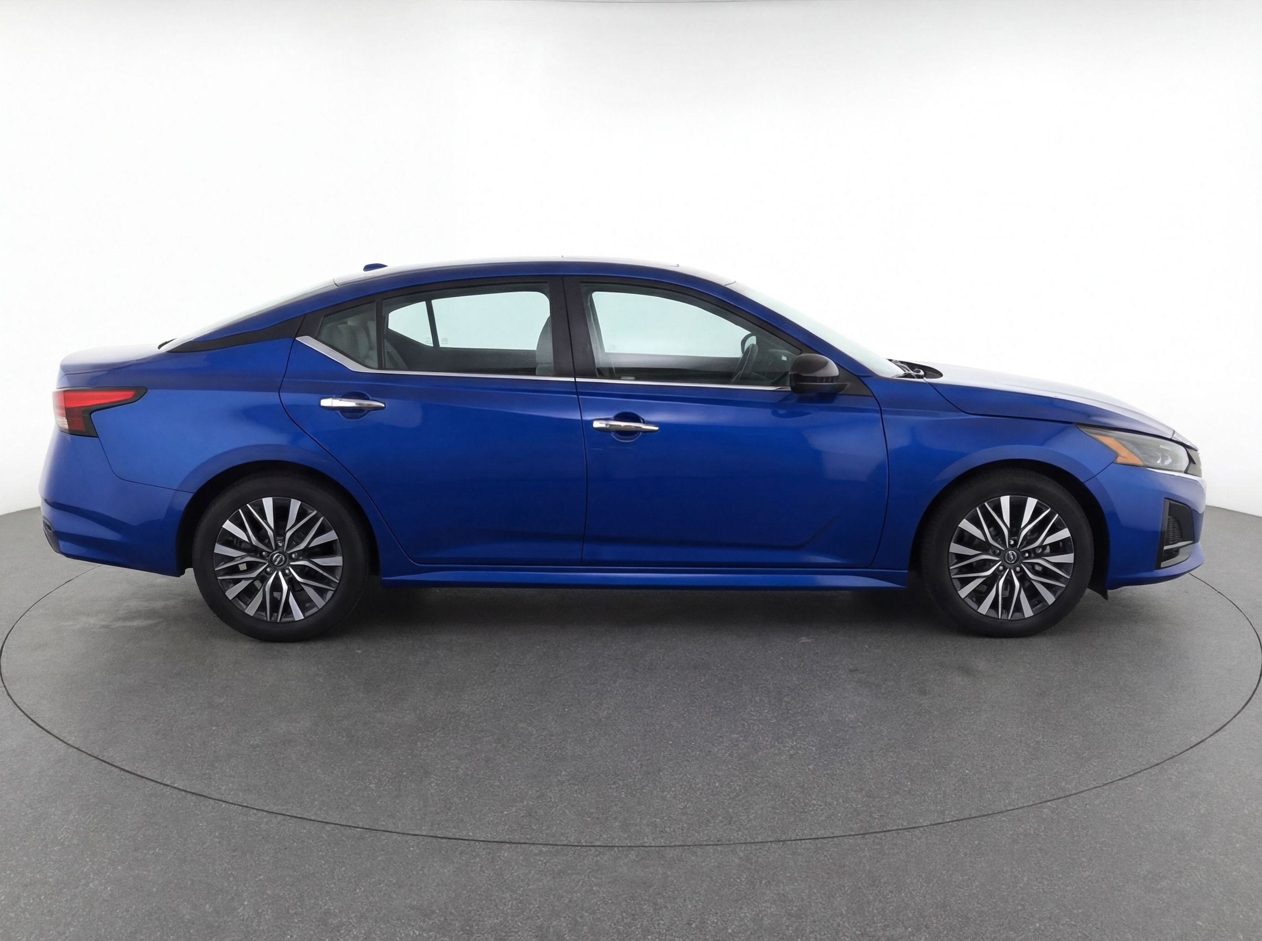 Thumbnail: 2025 Nissan Altima - 11