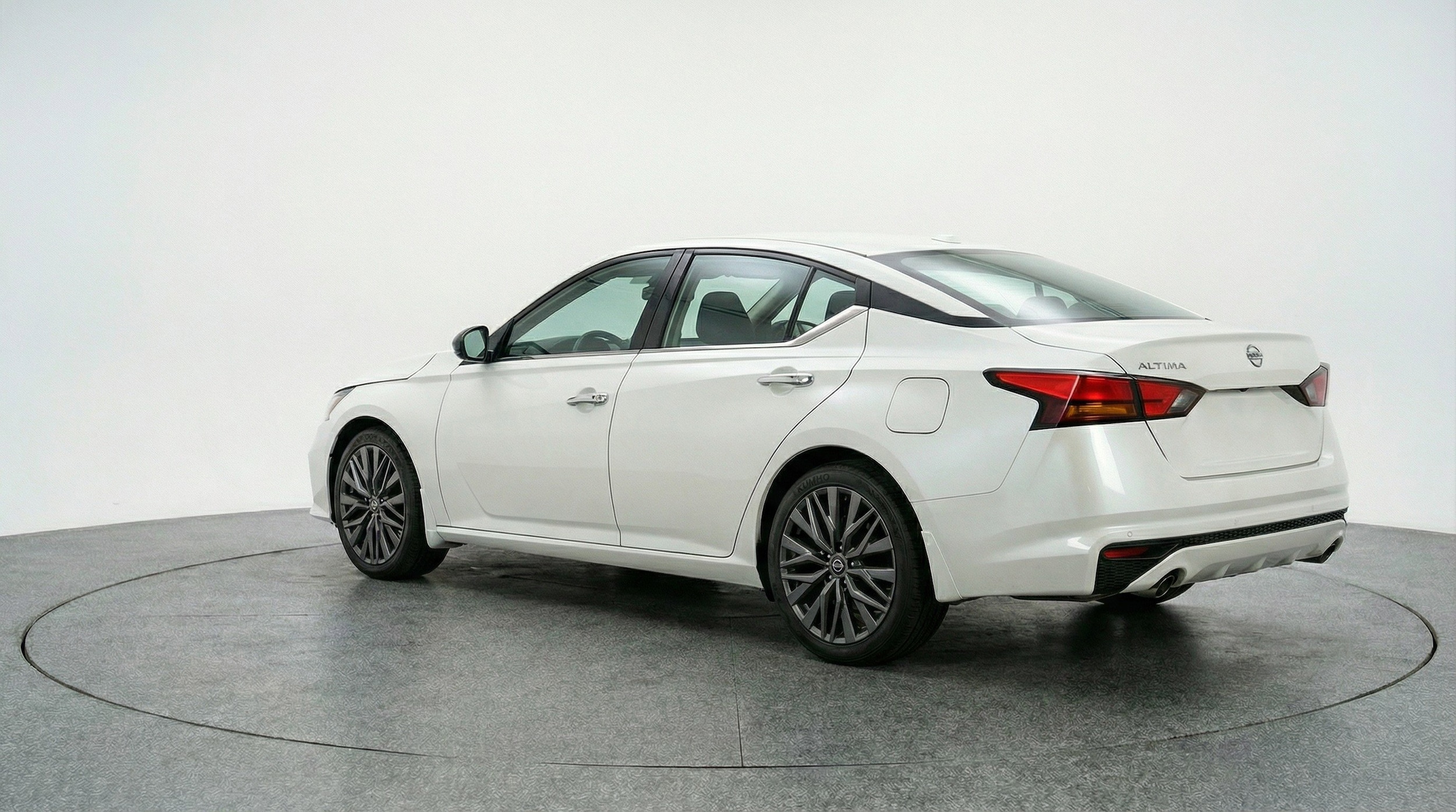 Thumbnail: 2025 Nissan Altima - 6