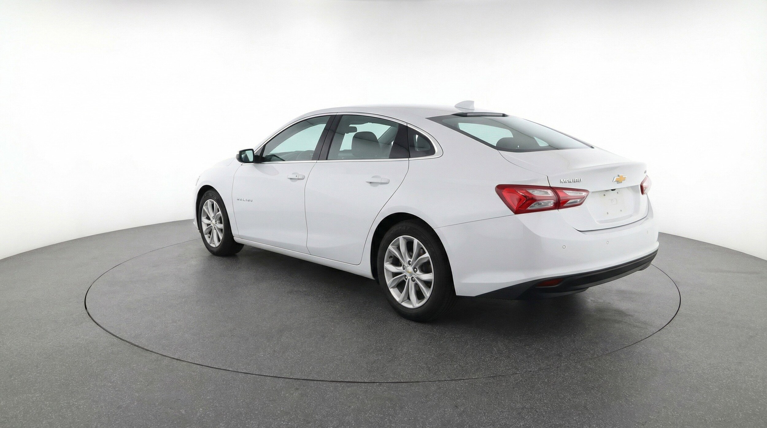 Thumbnail: 2024 Chevrolet Malibu - 6
