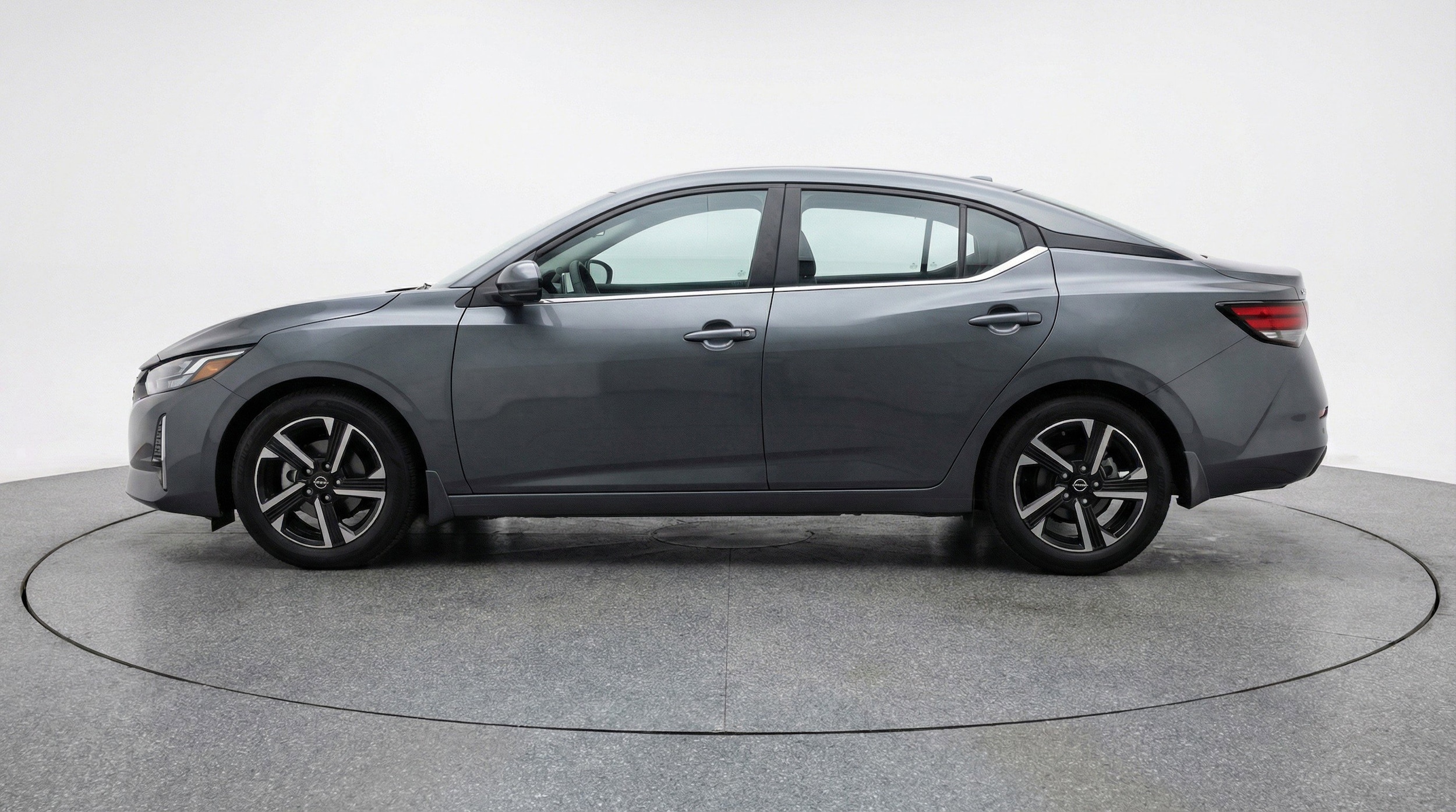 Thumbnail: 2025 Nissan Sentra - 5