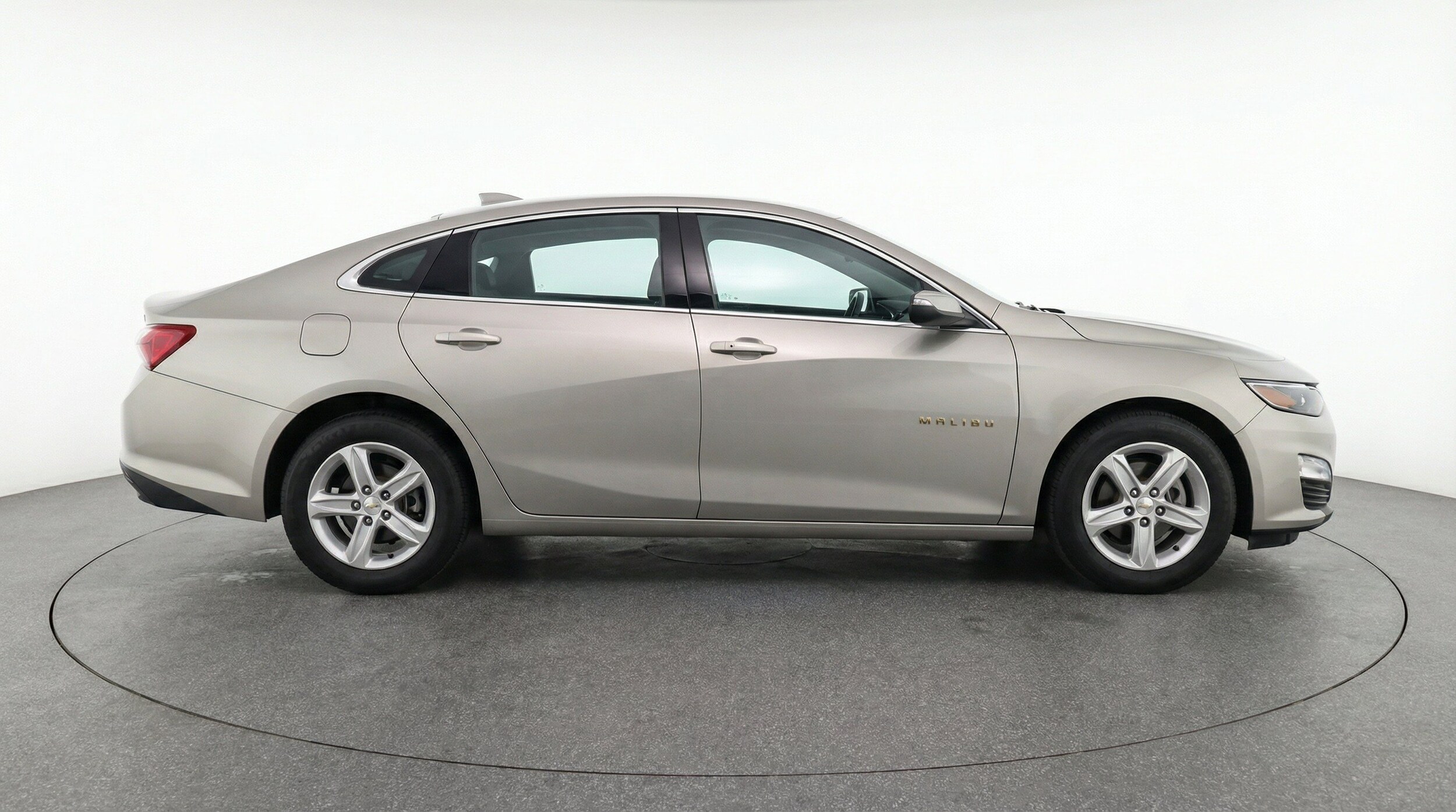 Thumbnail: 2024 Chevrolet Malibu - 11