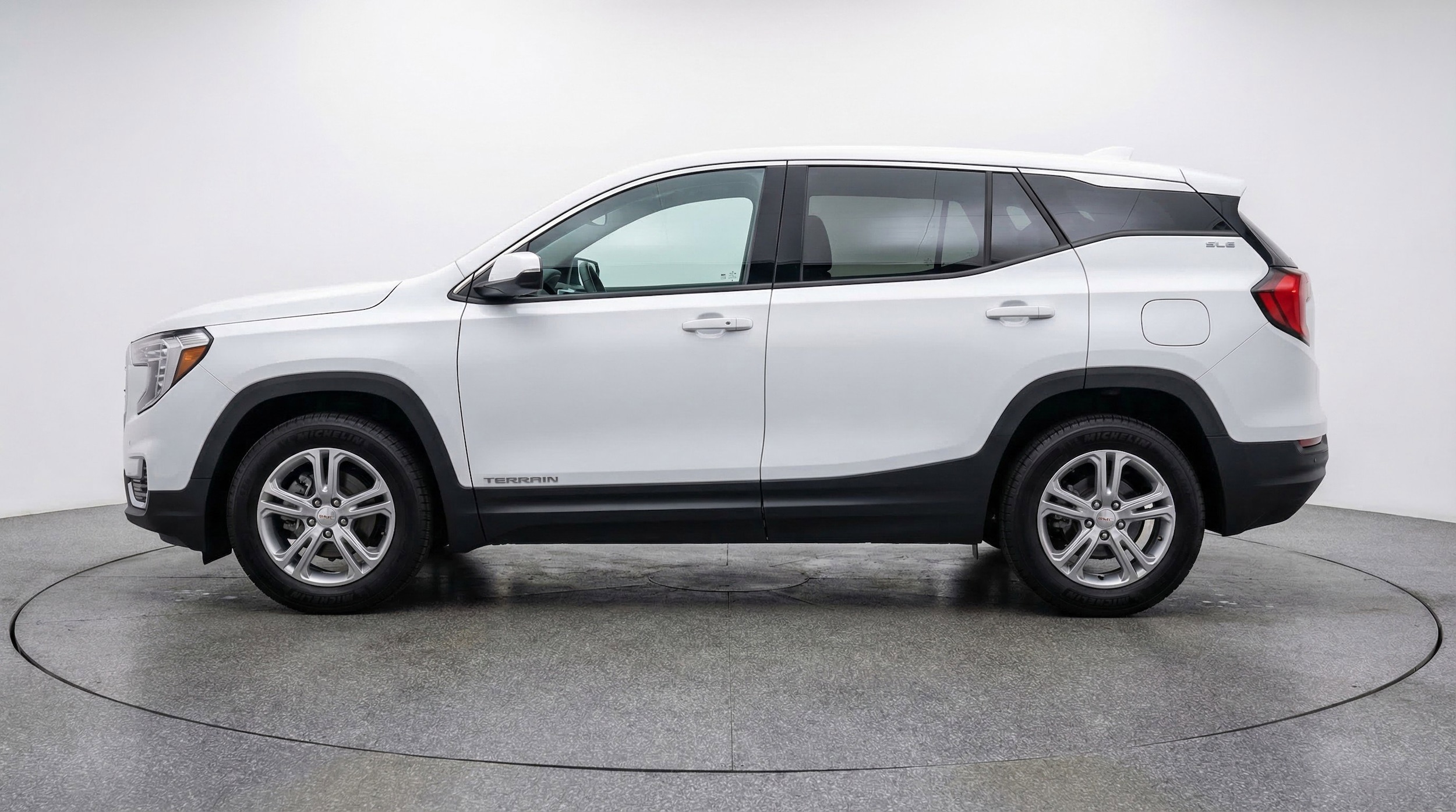 Thumbnail: 2024 GMC Terrain - 5