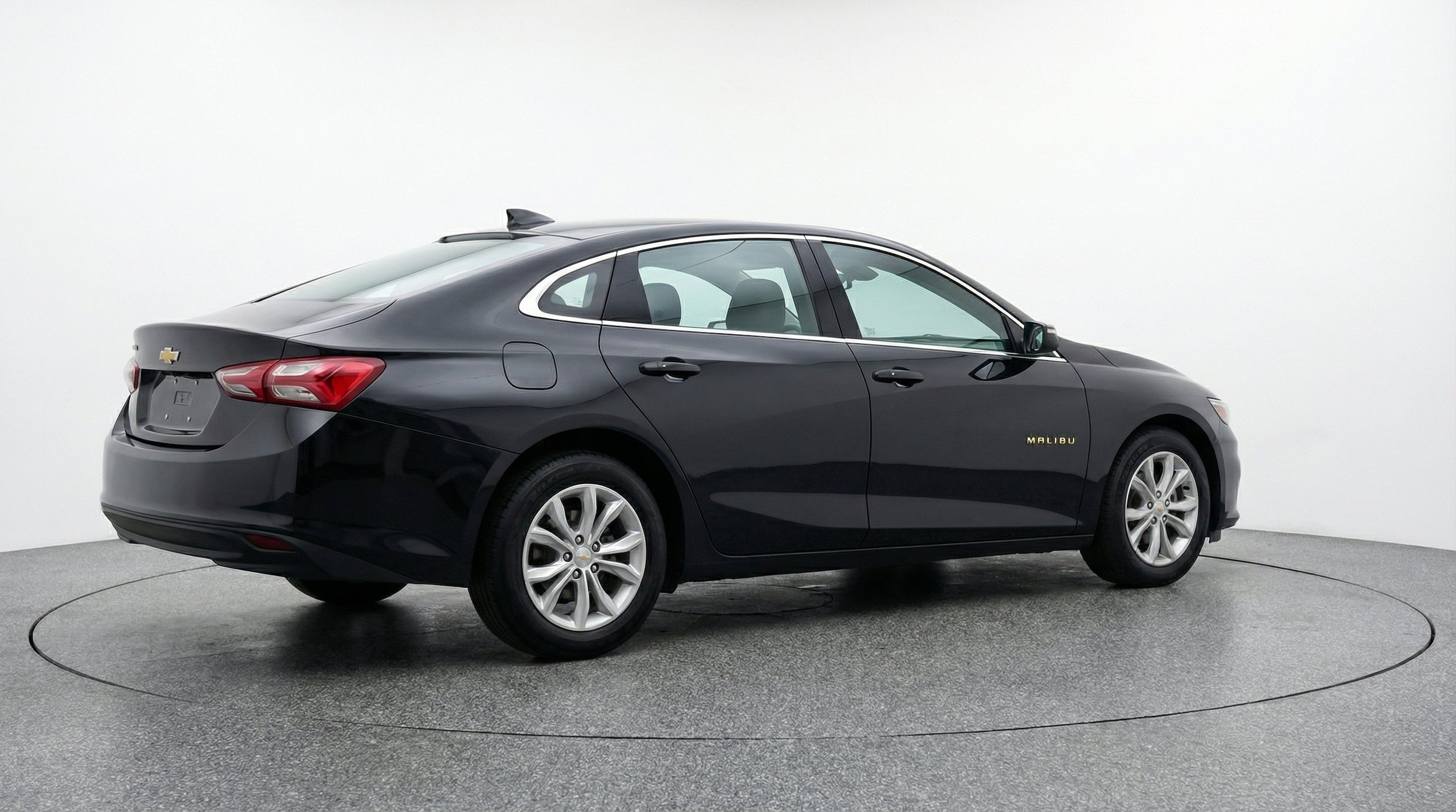 Thumbnail: 2024 Chevrolet Malibu - 9