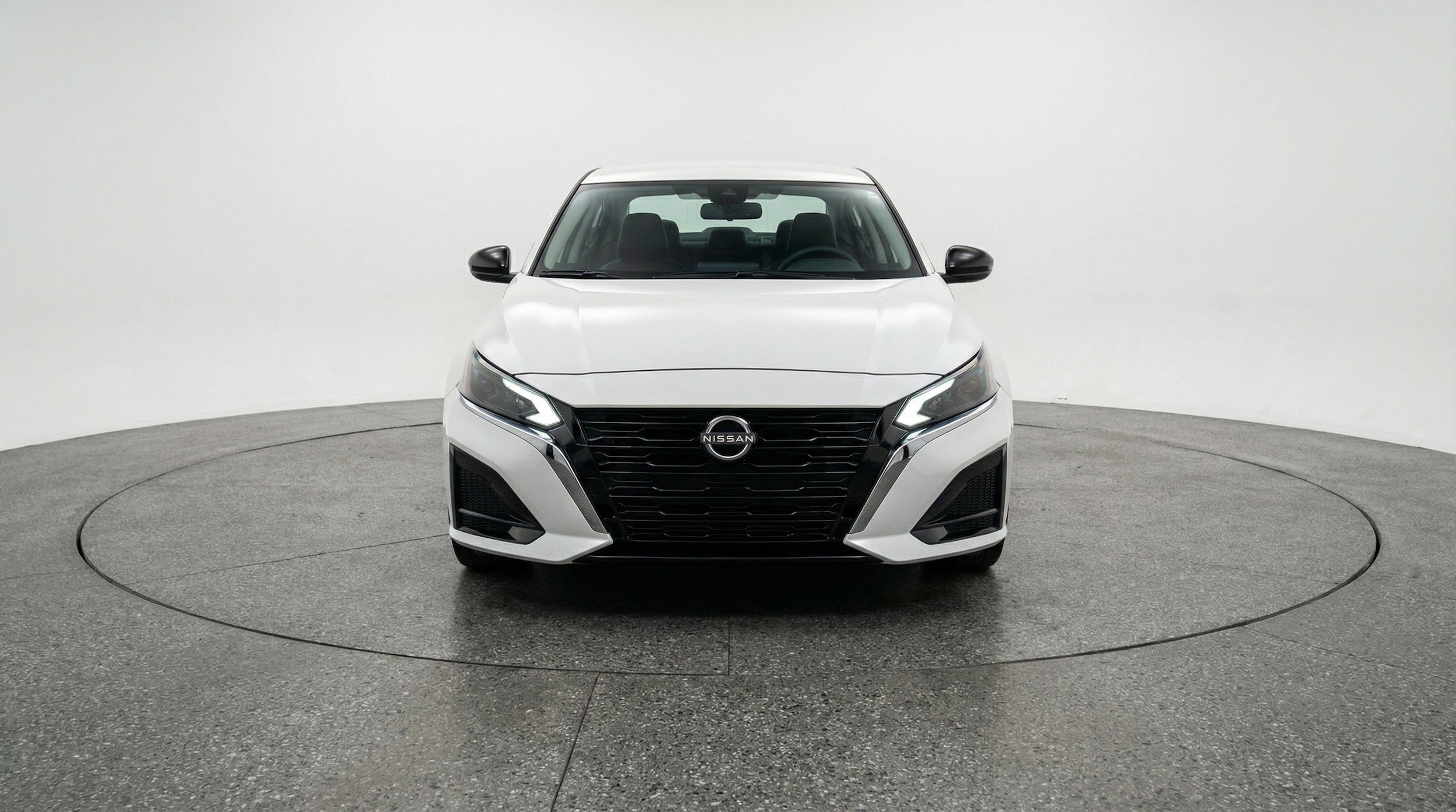 Thumbnail: 2025 Nissan Altima - 2
