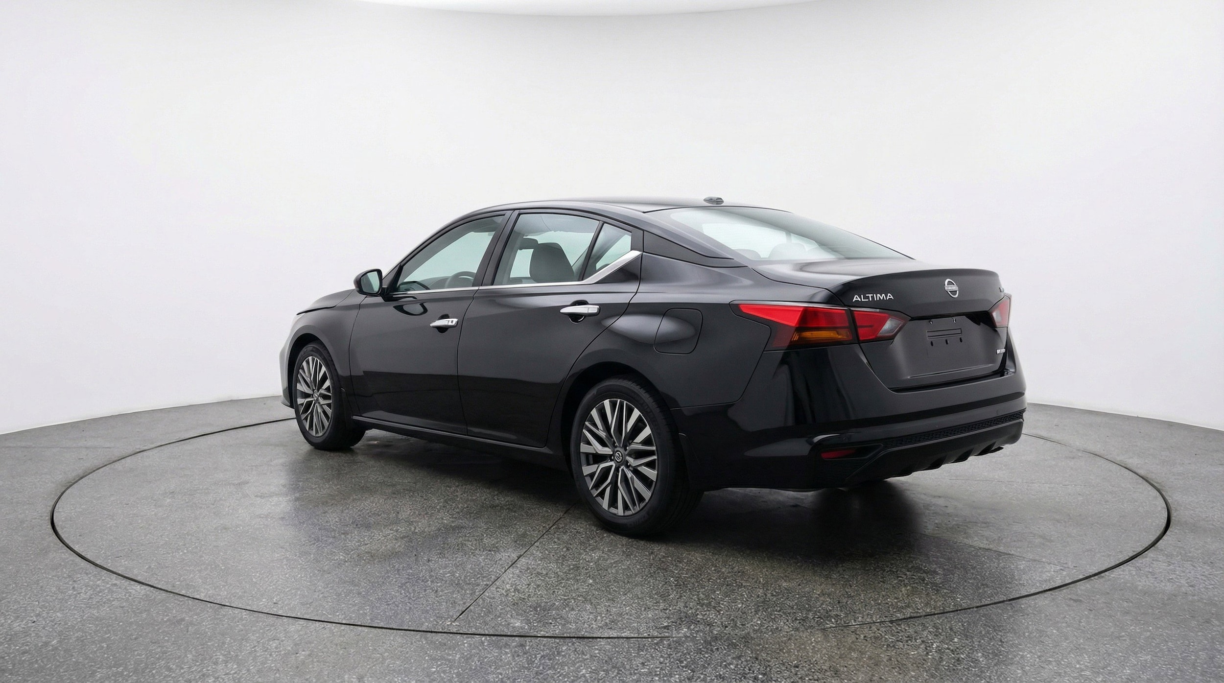 Thumbnail: 2025 Nissan Altima - 6