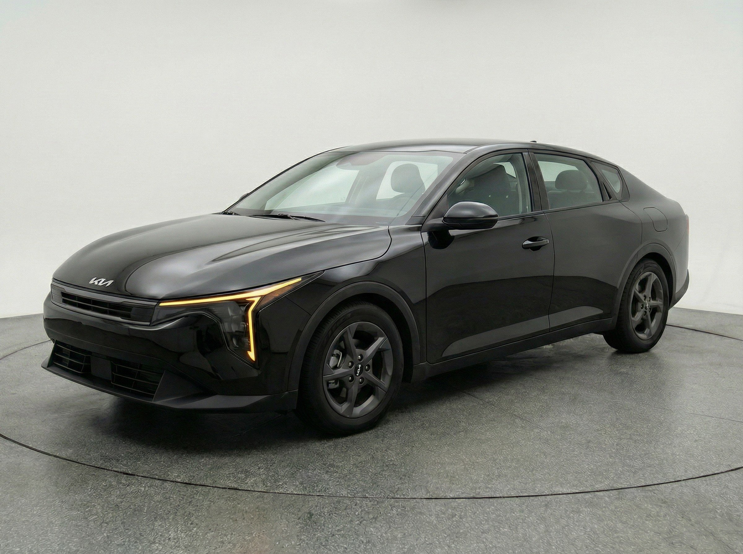 Thumbnail: 2025 Kia K4 - 3