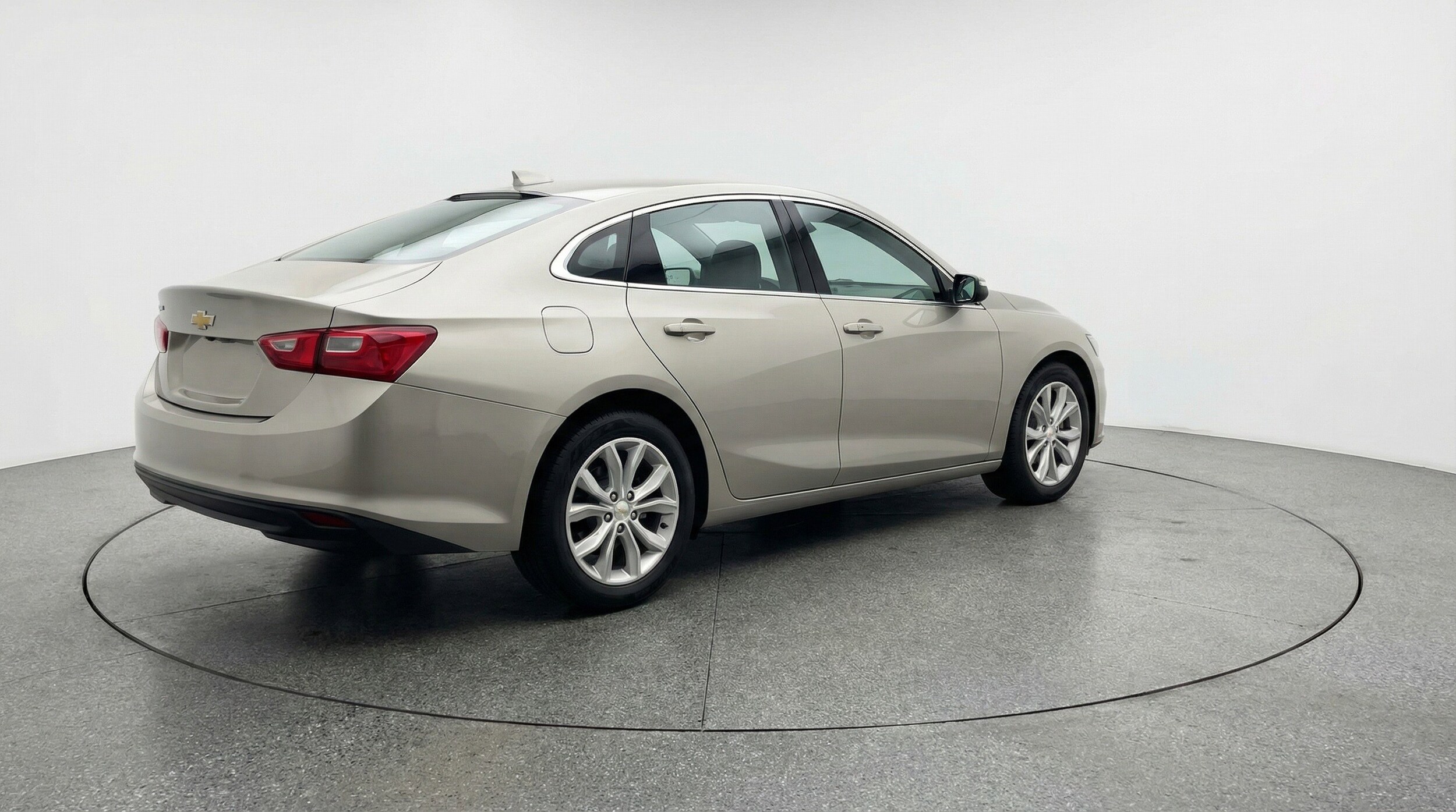 Thumbnail: 2024 Chevrolet Malibu - 9