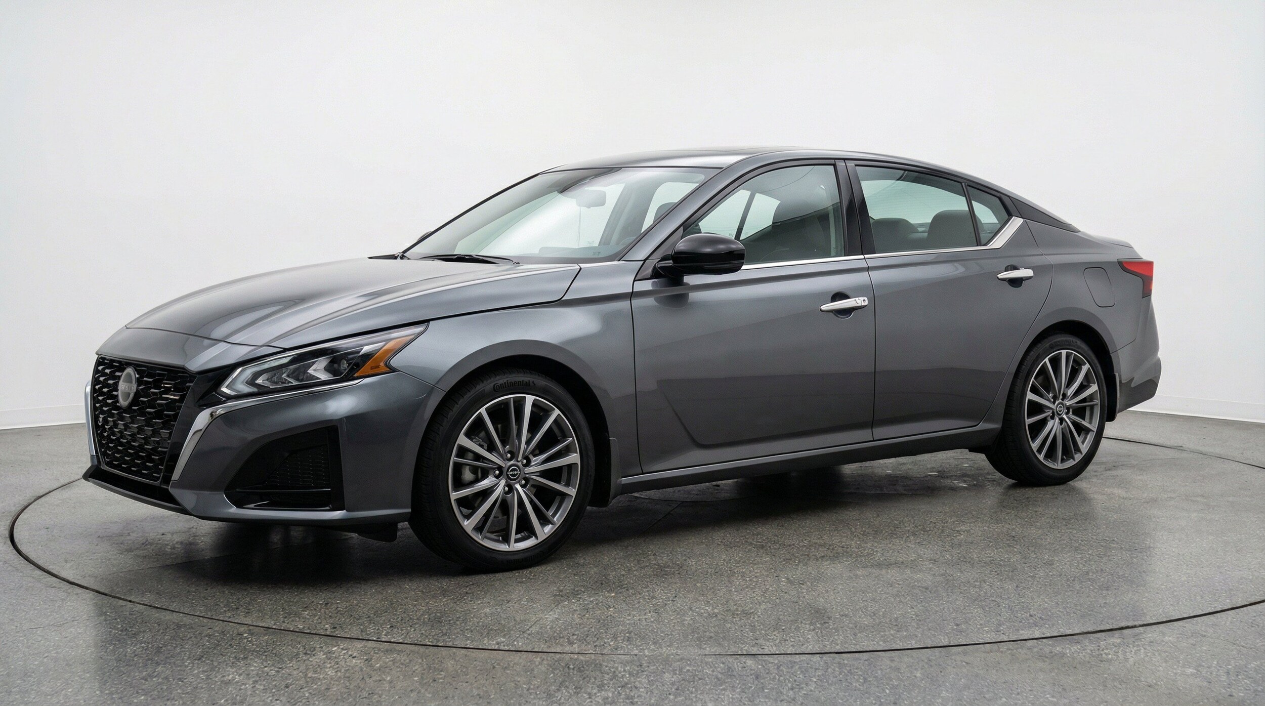 Thumbnail: 2025 Nissan Altima - 3