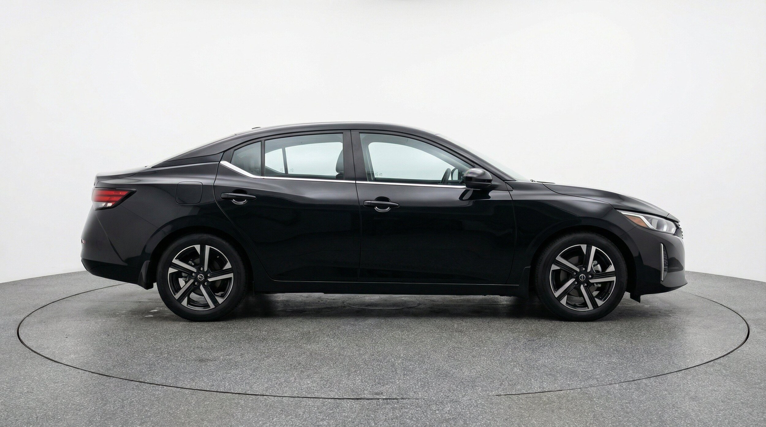 Thumbnail: 2025 Nissan Sentra - 11