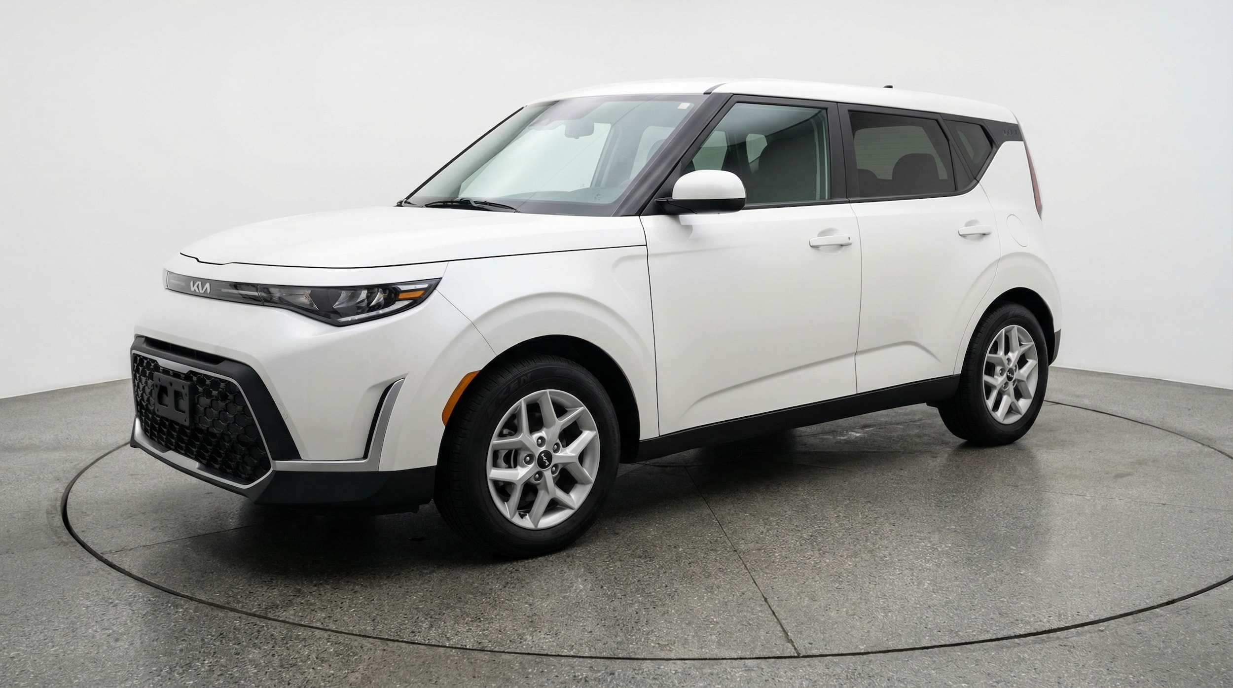 Thumbnail: 2025 Kia Soul - 3