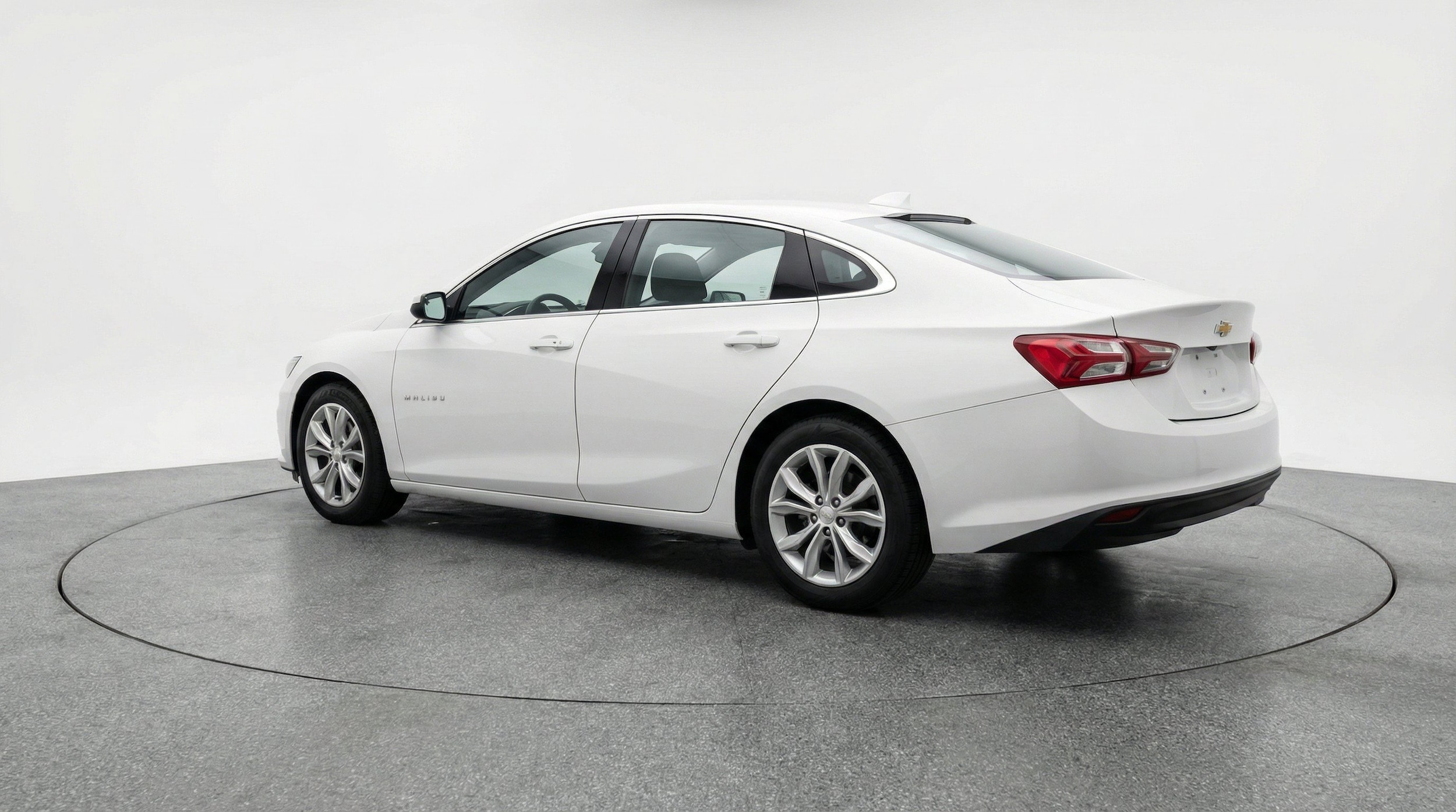 Thumbnail: 2024 Chevrolet Malibu - 6
