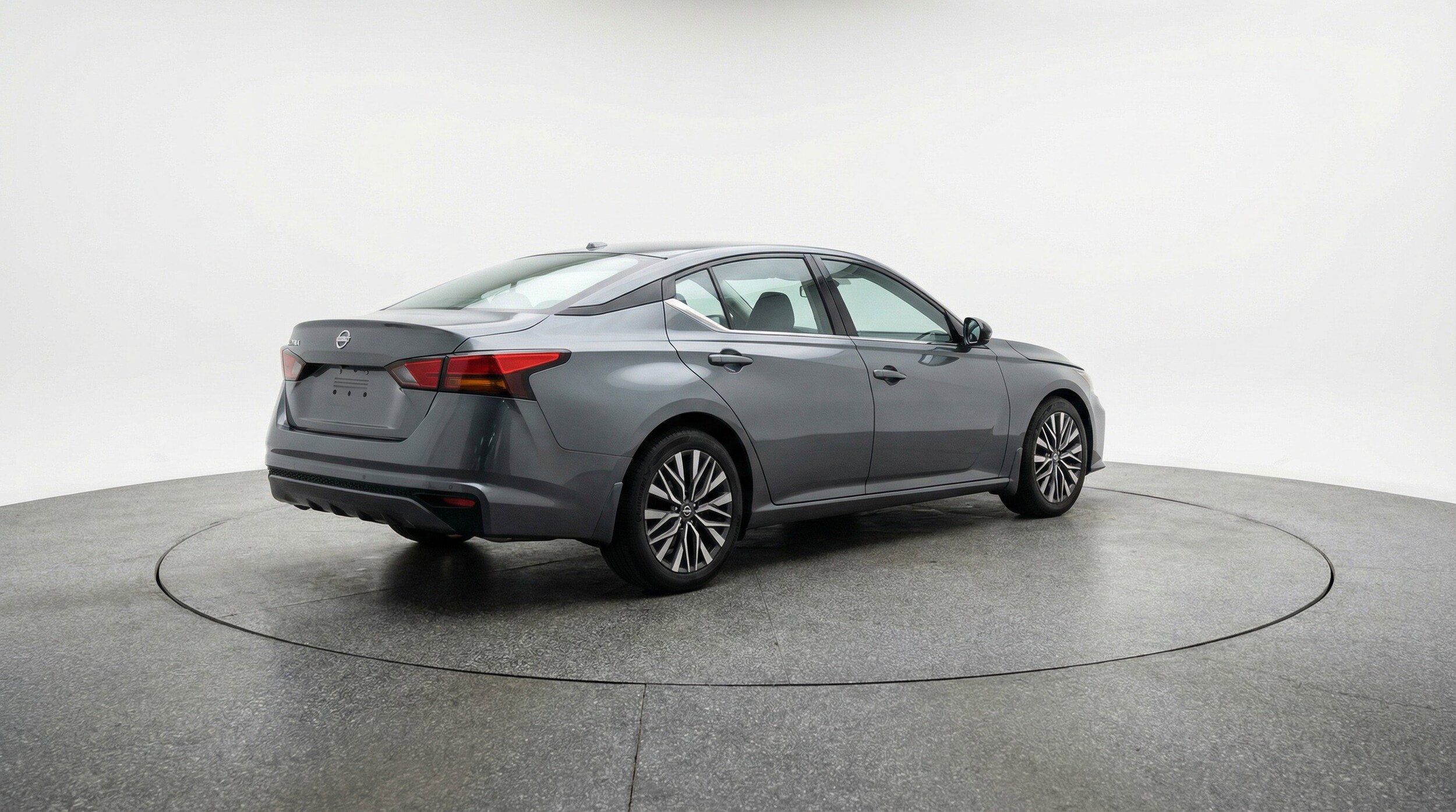 Thumbnail: 2025 Nissan Altima - 9