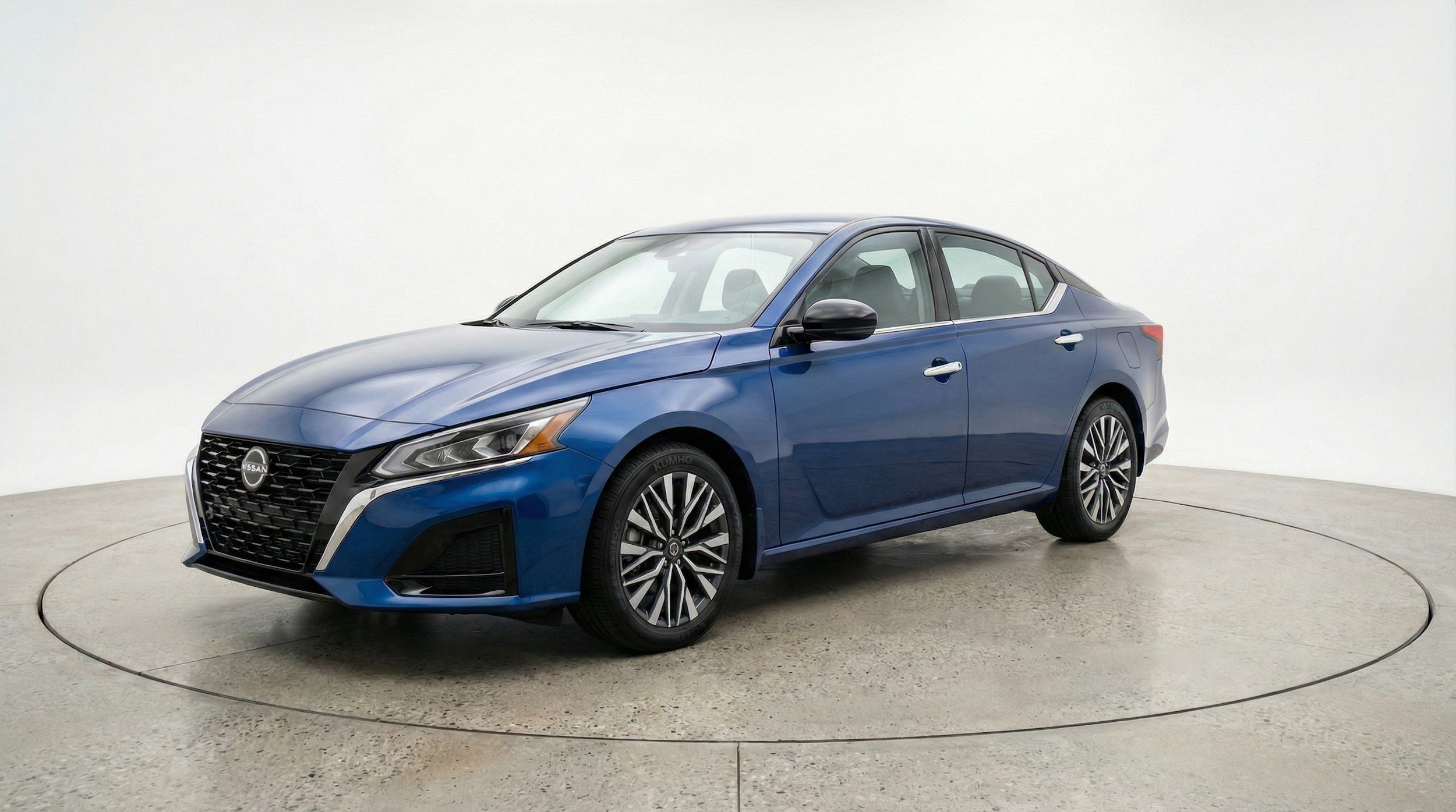 Thumbnail: 2025 Nissan Altima - 3