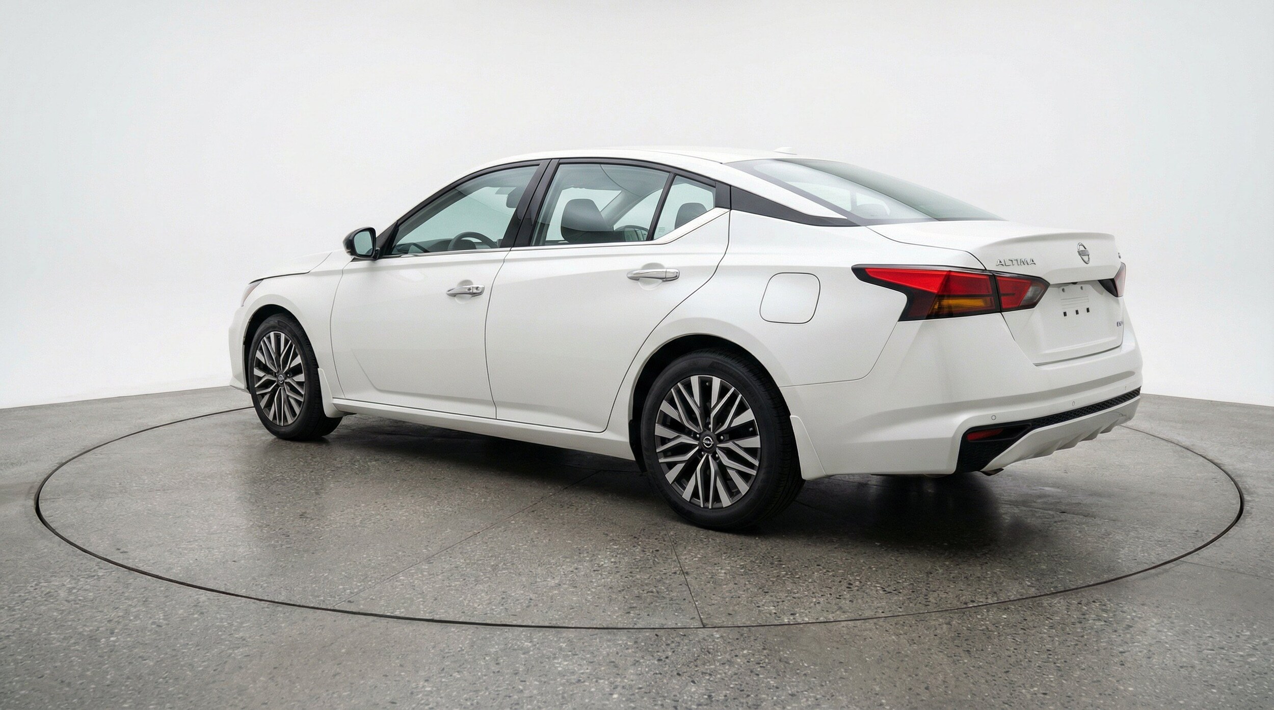 Thumbnail: 2025 Nissan Altima - 6