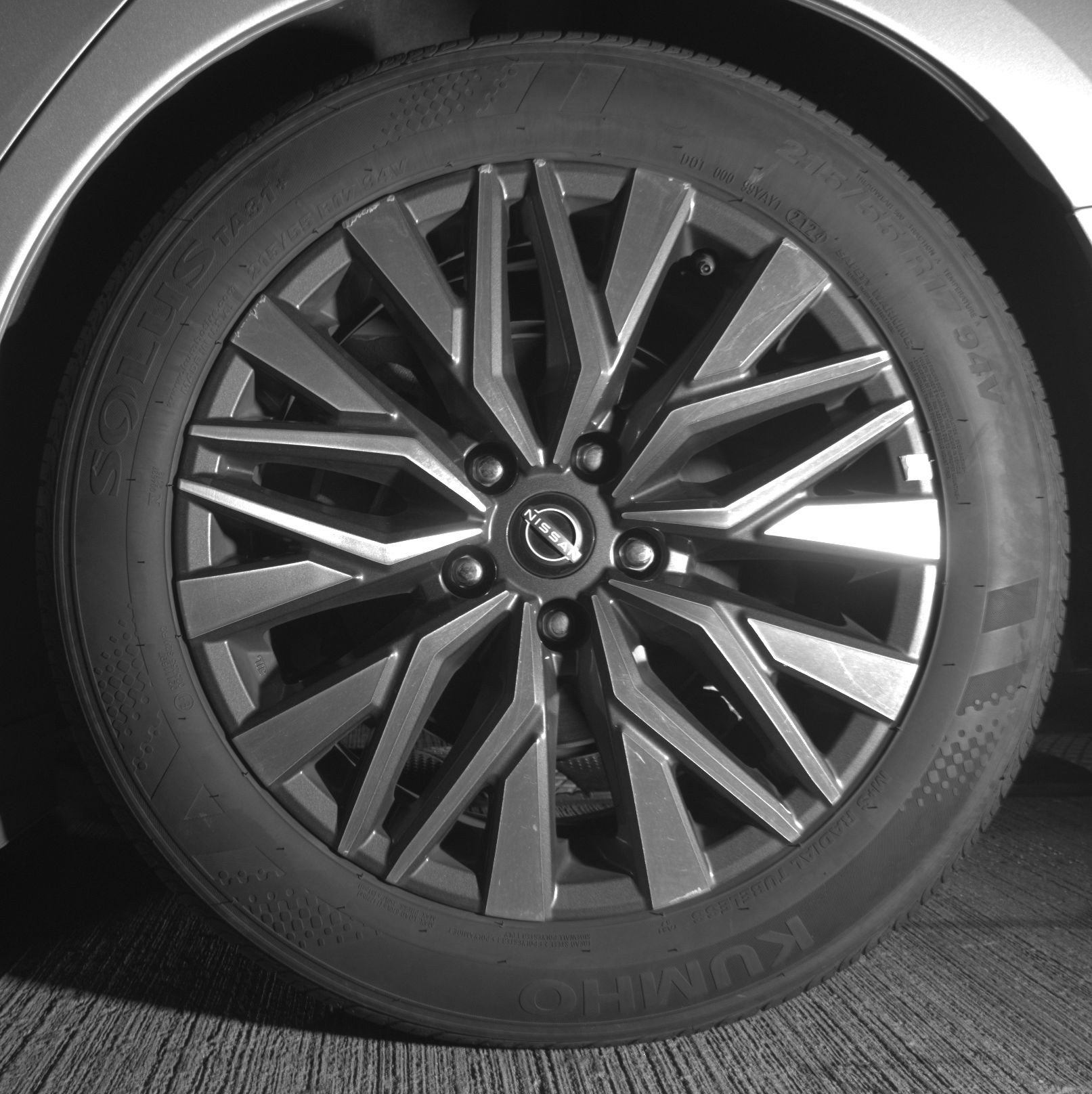 2024 Nissan Altima SV - Photo 14