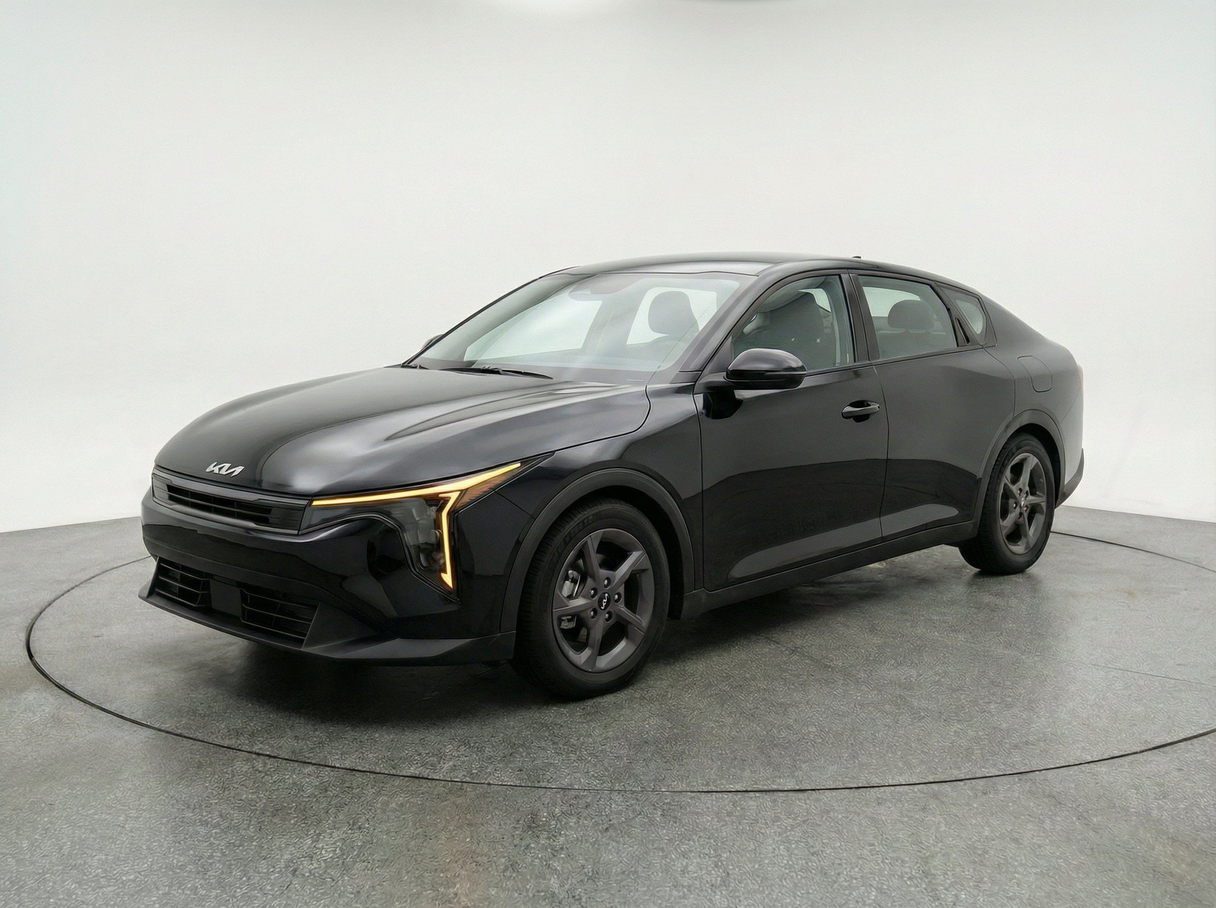 Thumbnail: 2025 Kia K4 - 3
