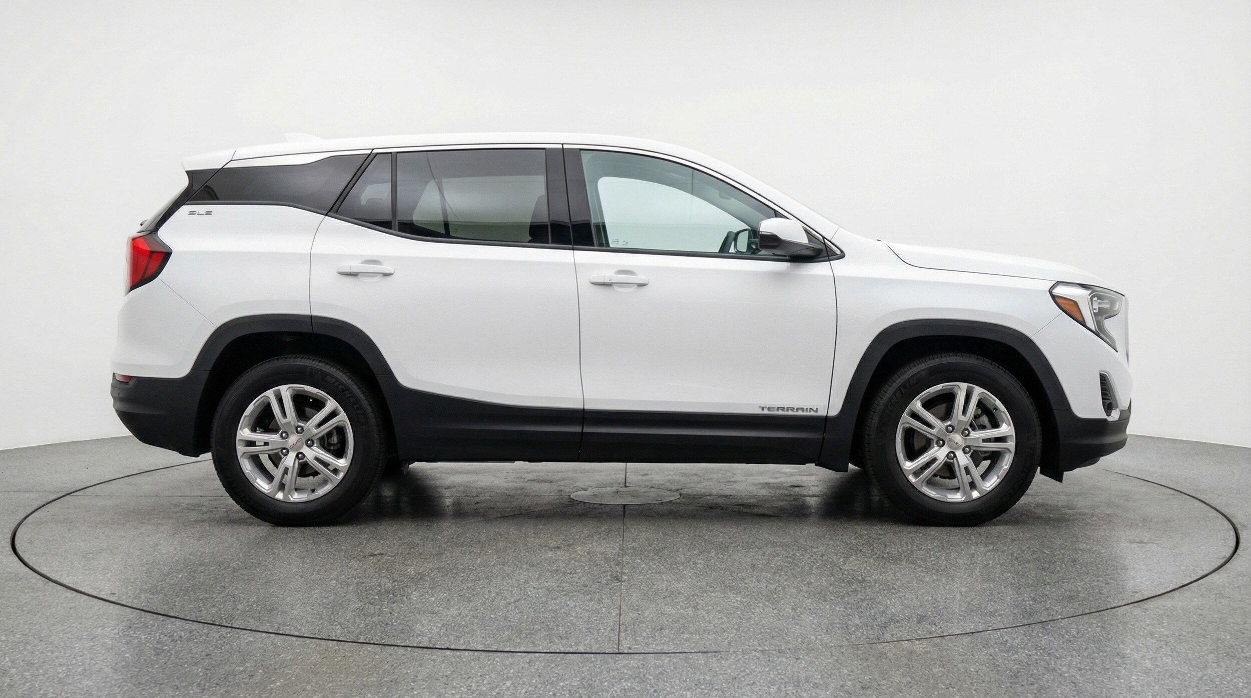 Thumbnail: 2024 GMC Terrain - 11