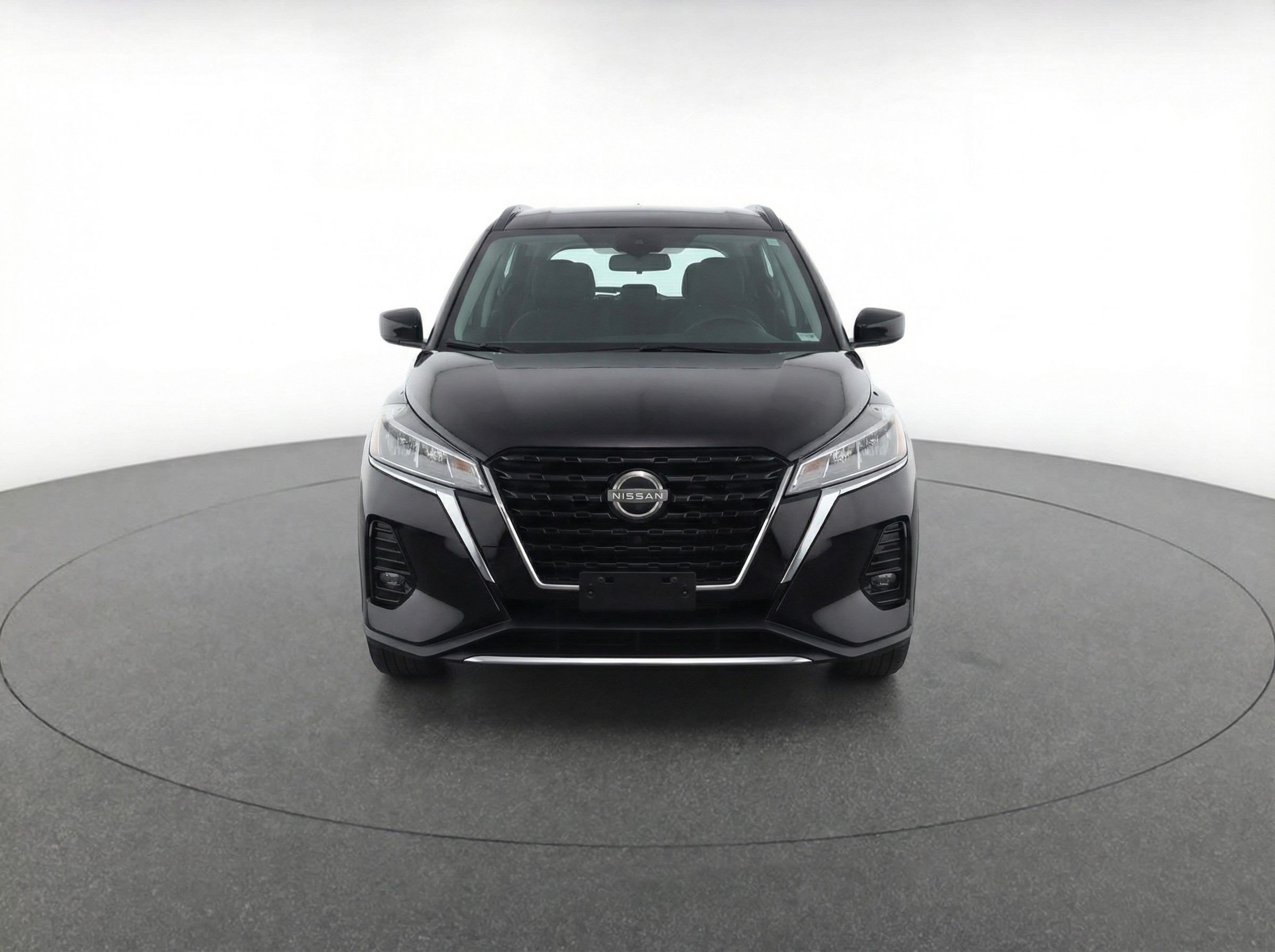 Thumbnail: 2025 Nissan Kicks - 2