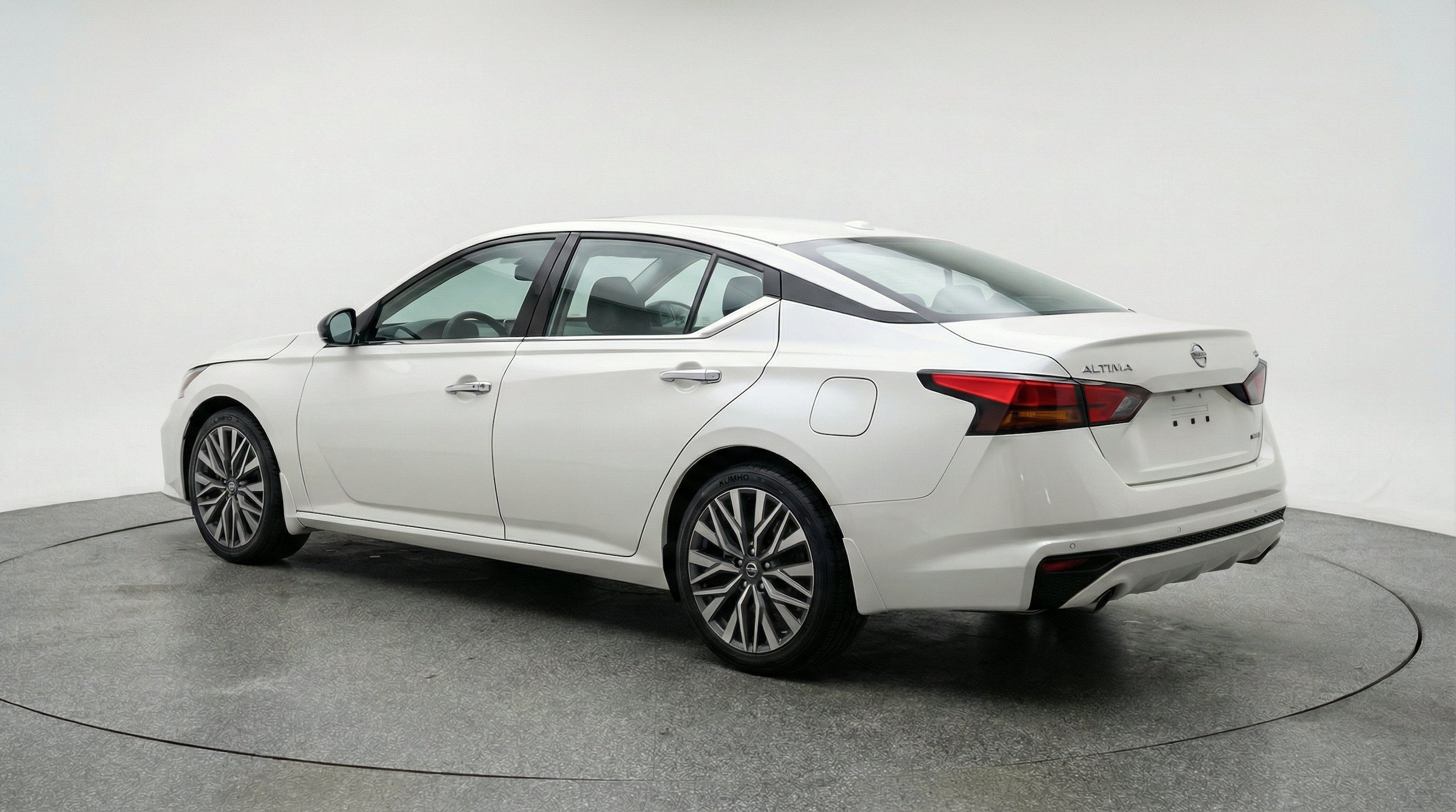 Thumbnail: 2025 Nissan Altima - 6