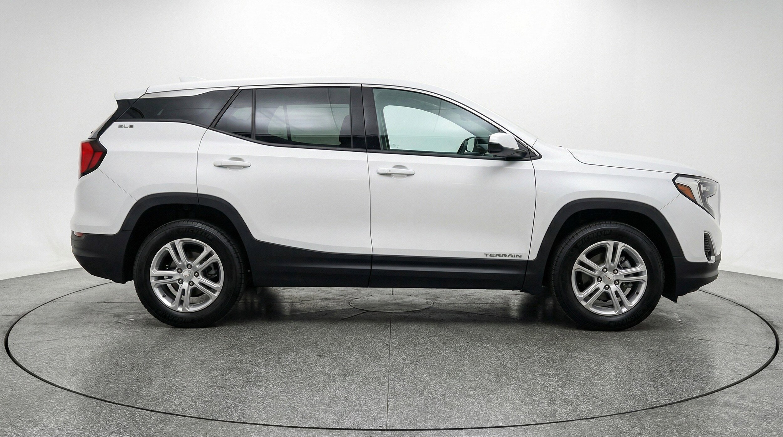 Thumbnail: 2024 GMC Terrain - 11