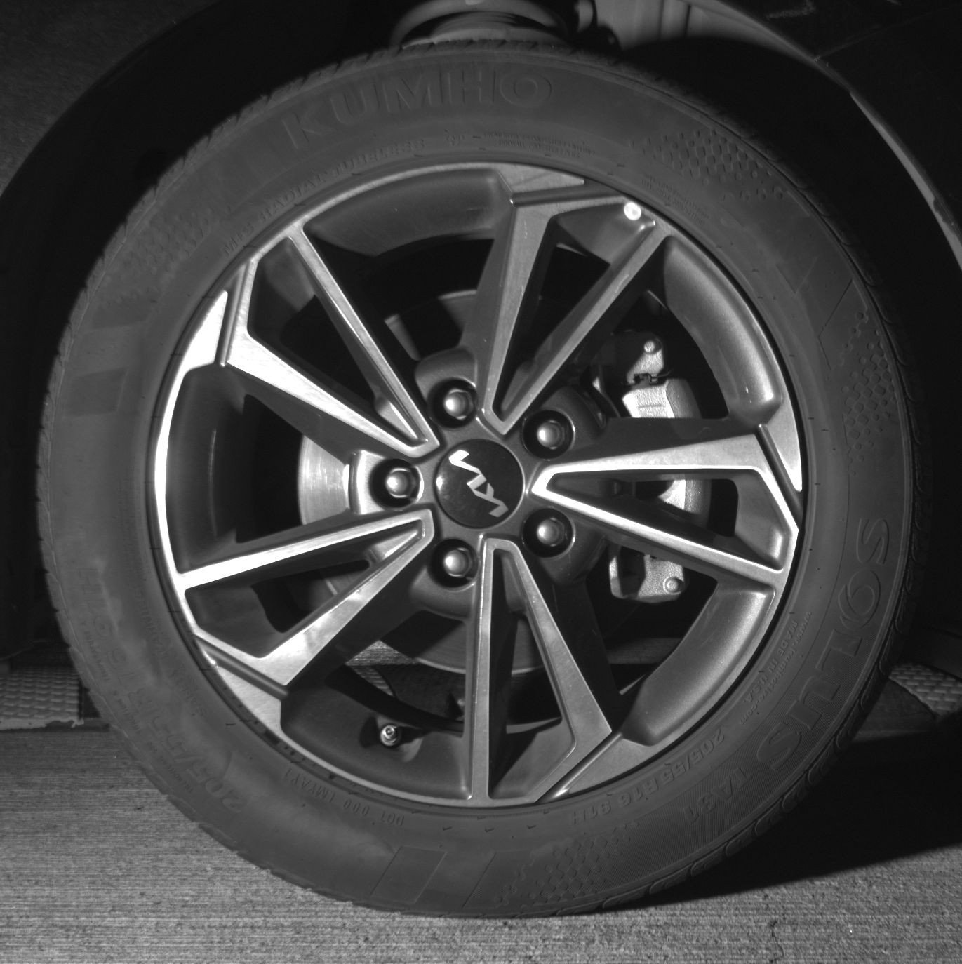 Thumbnail: 2024 Kia Forte - 18