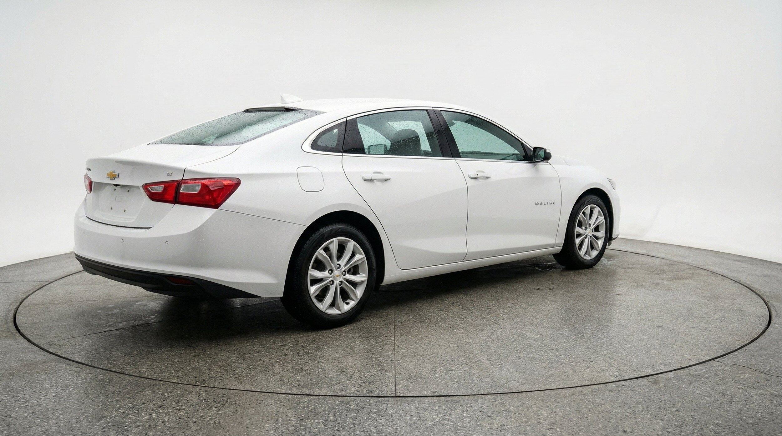 Thumbnail: 2024 Chevrolet Malibu - 9