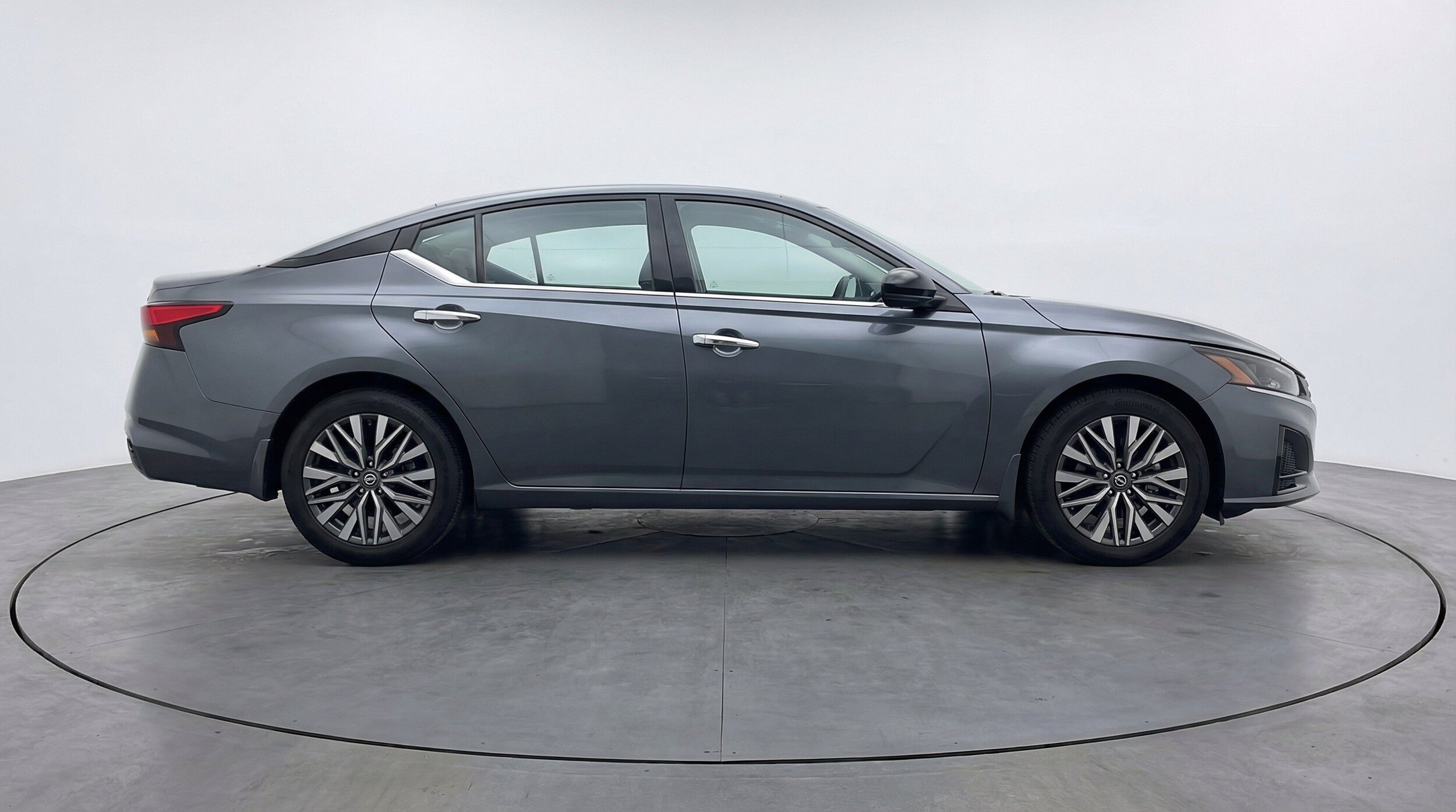 Thumbnail: 2025 Nissan Altima - 11