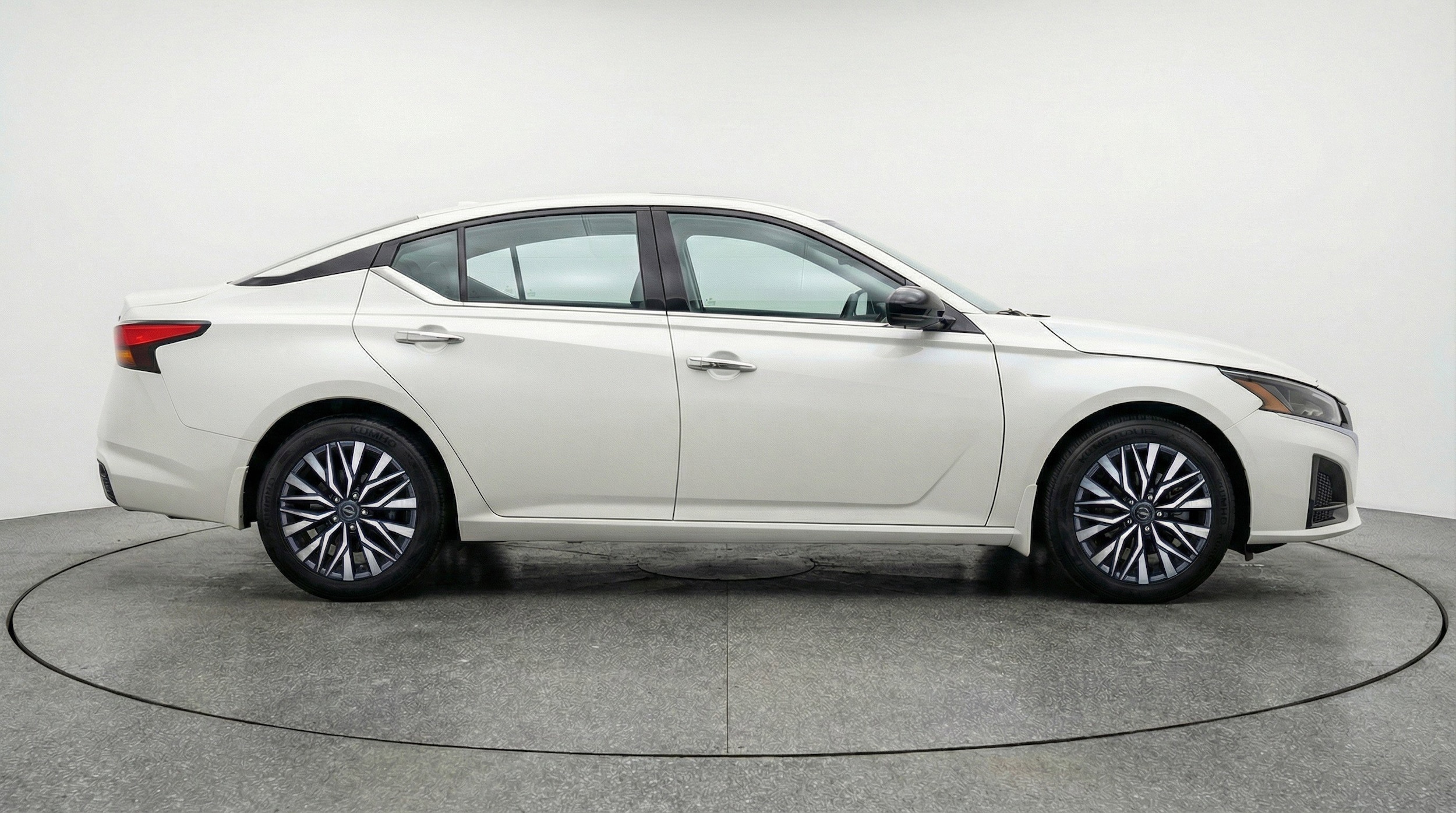 Thumbnail: 2025 Nissan Altima - 11