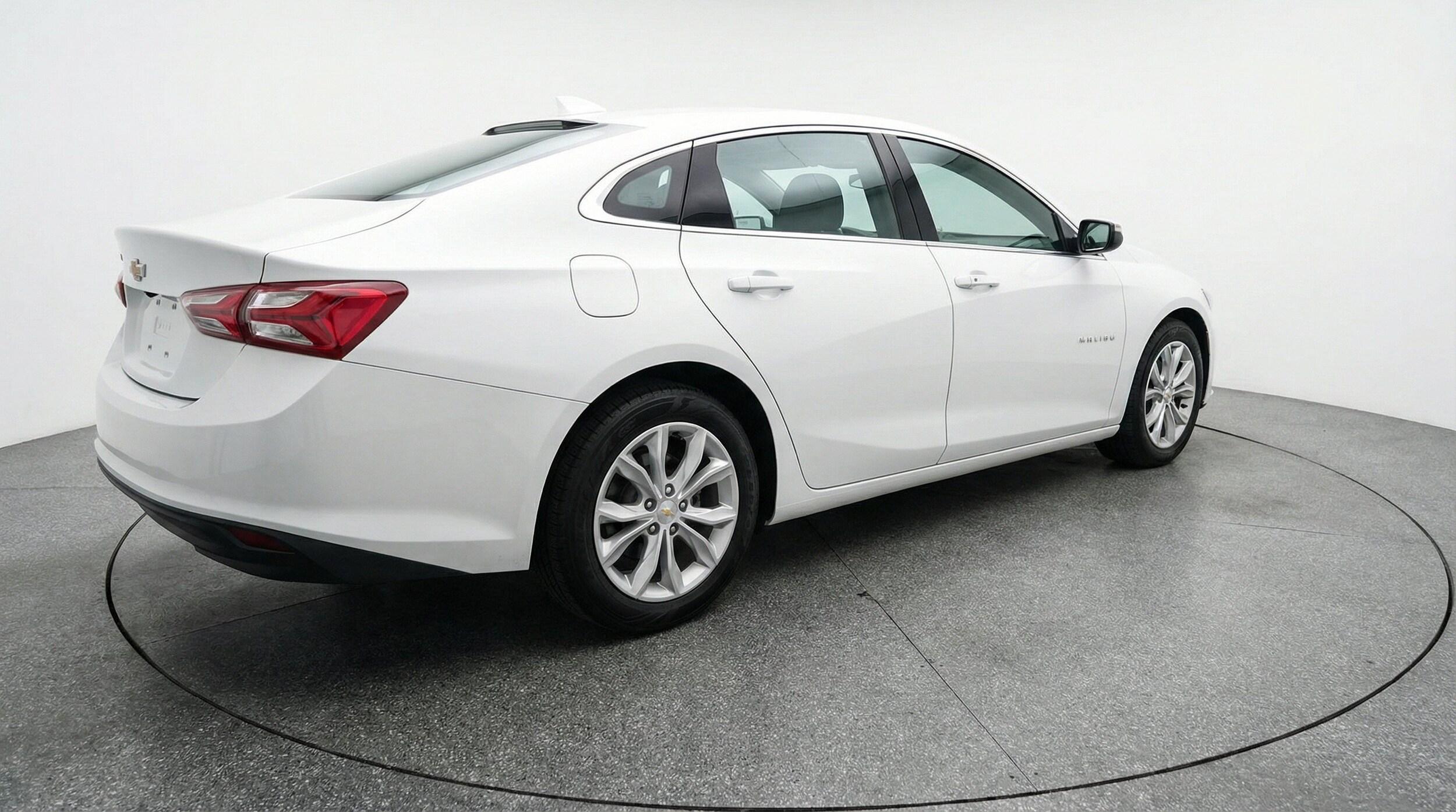 Thumbnail: 2024 Chevrolet Malibu - 9