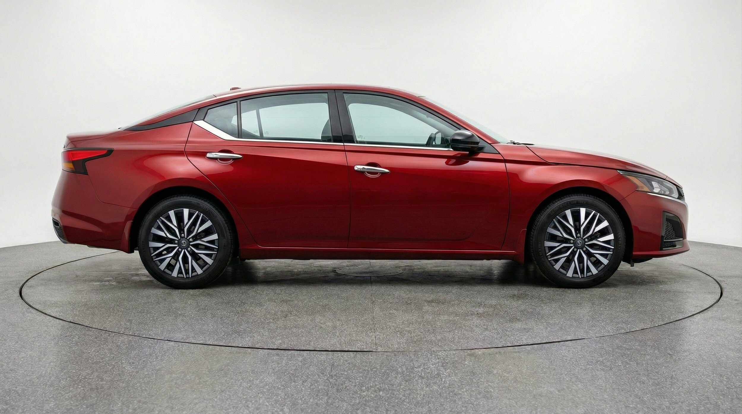 Thumbnail: 2025 Nissan Altima - 11