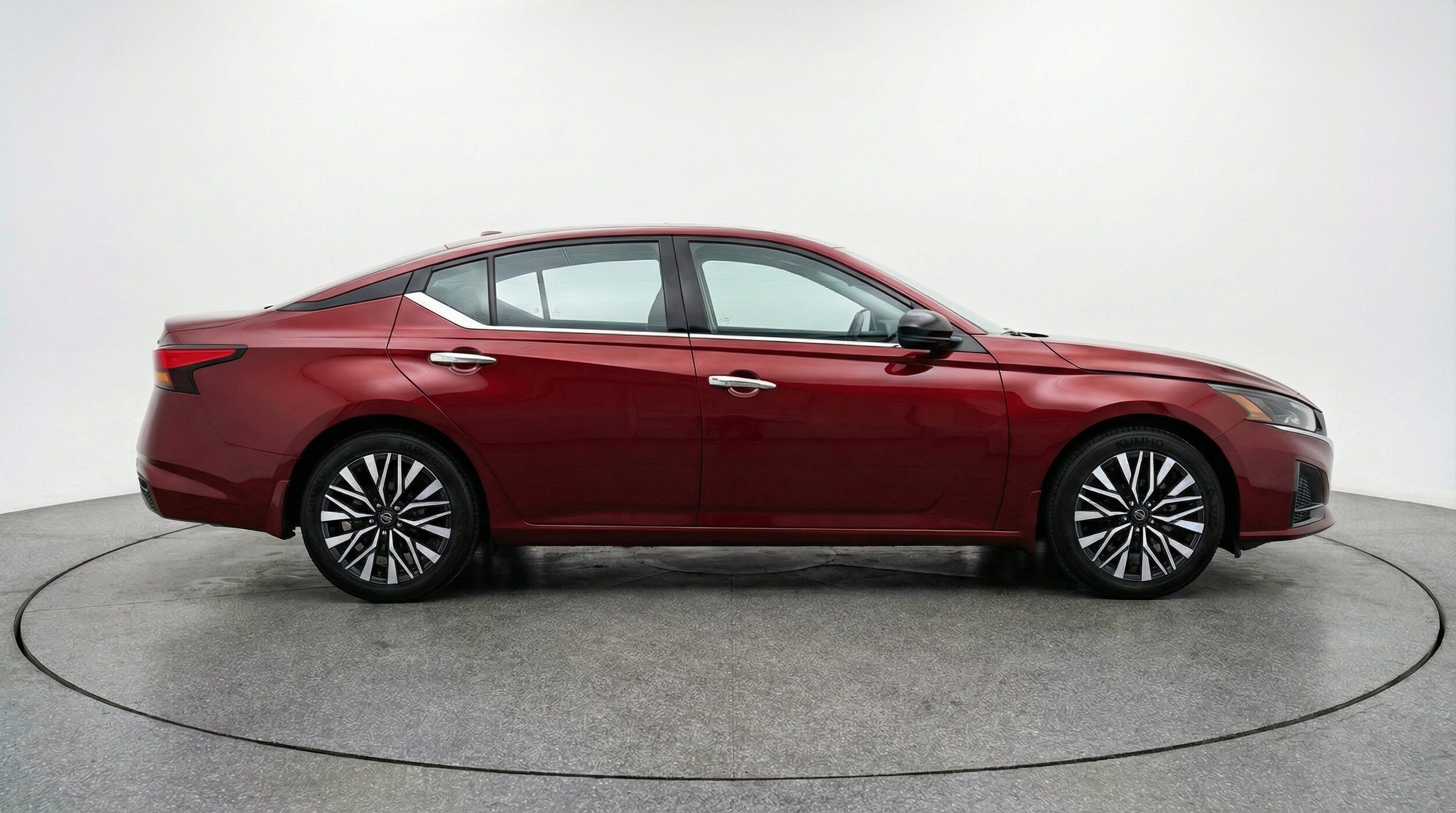 Thumbnail: 2025 Nissan Altima - 11
