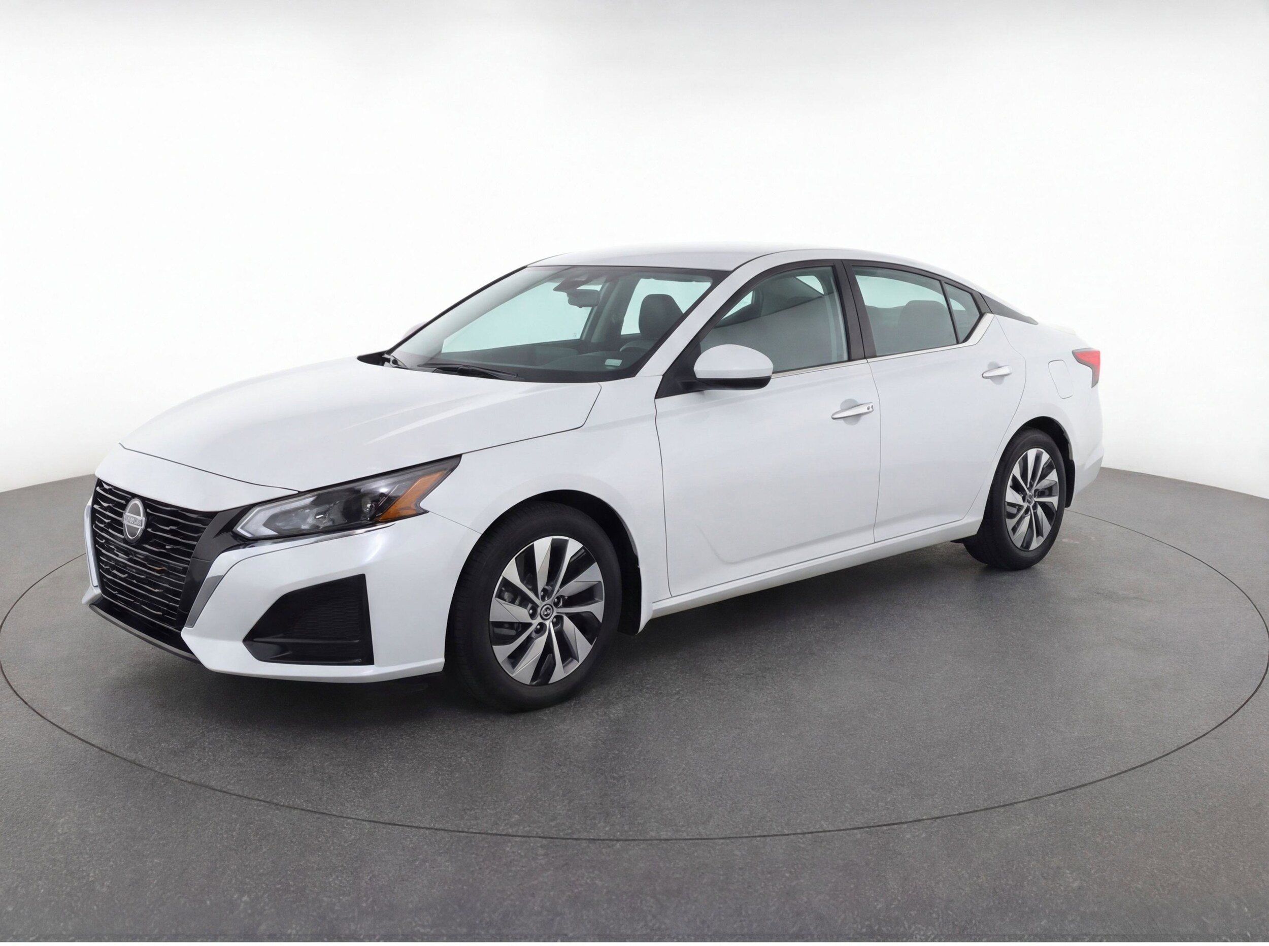 Thumbnail: 2023 Nissan Altima - 3