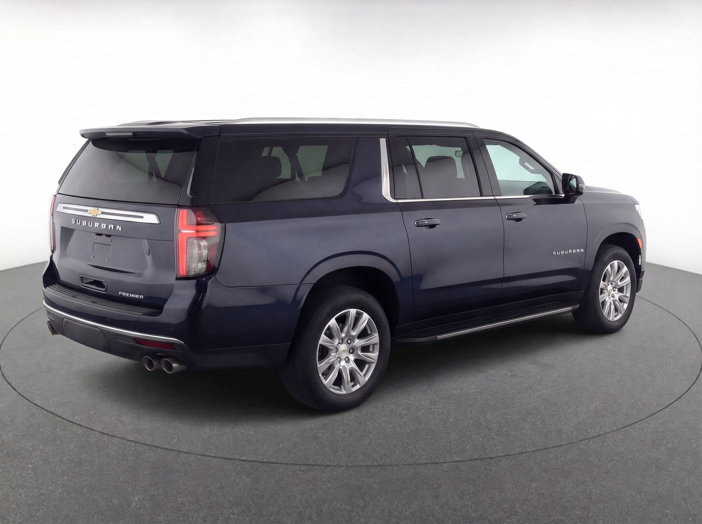 Thumbnail: 2023 Chevrolet Suburban - 9