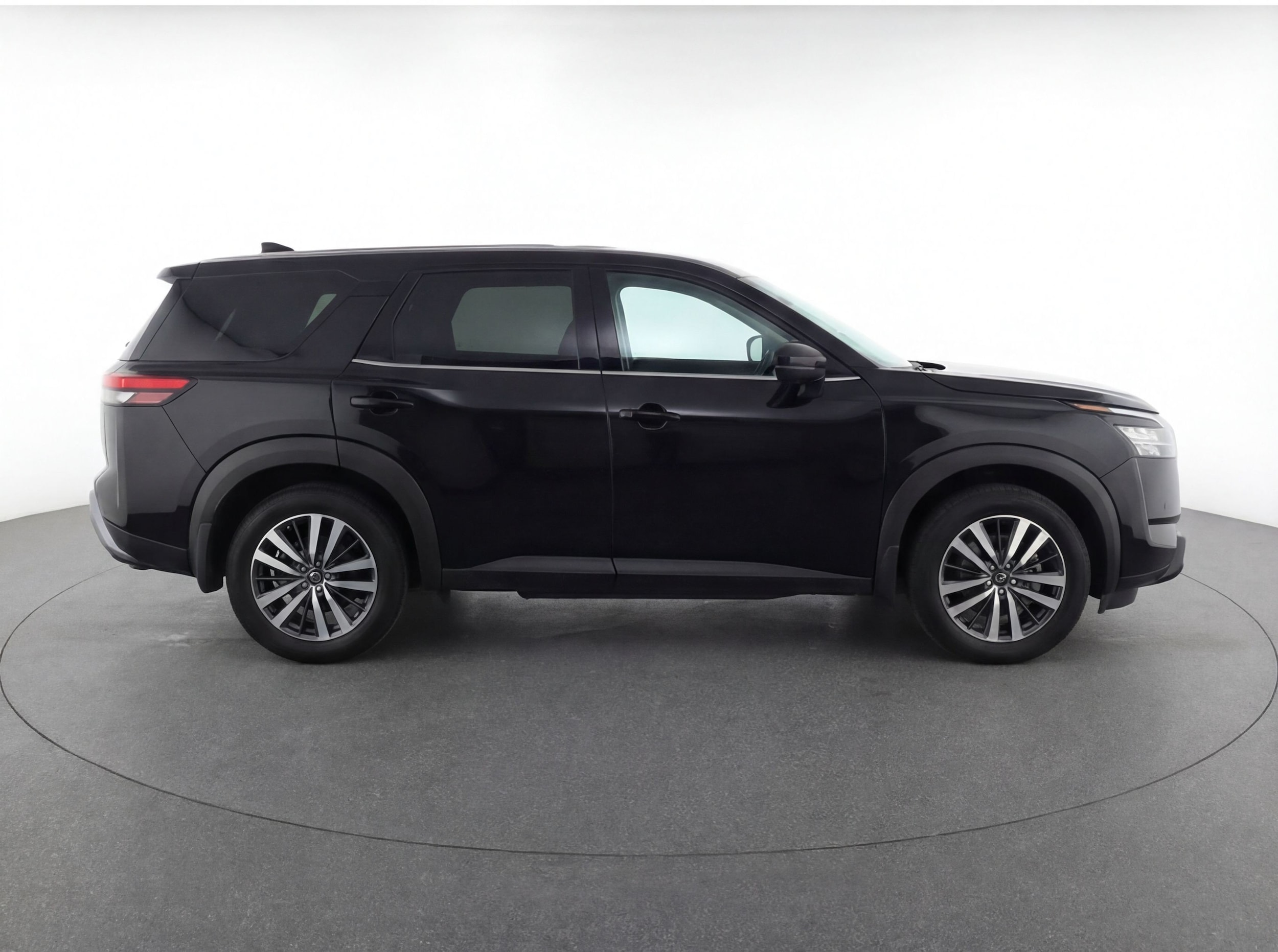 Thumbnail: 2024 Nissan Kicks - 11