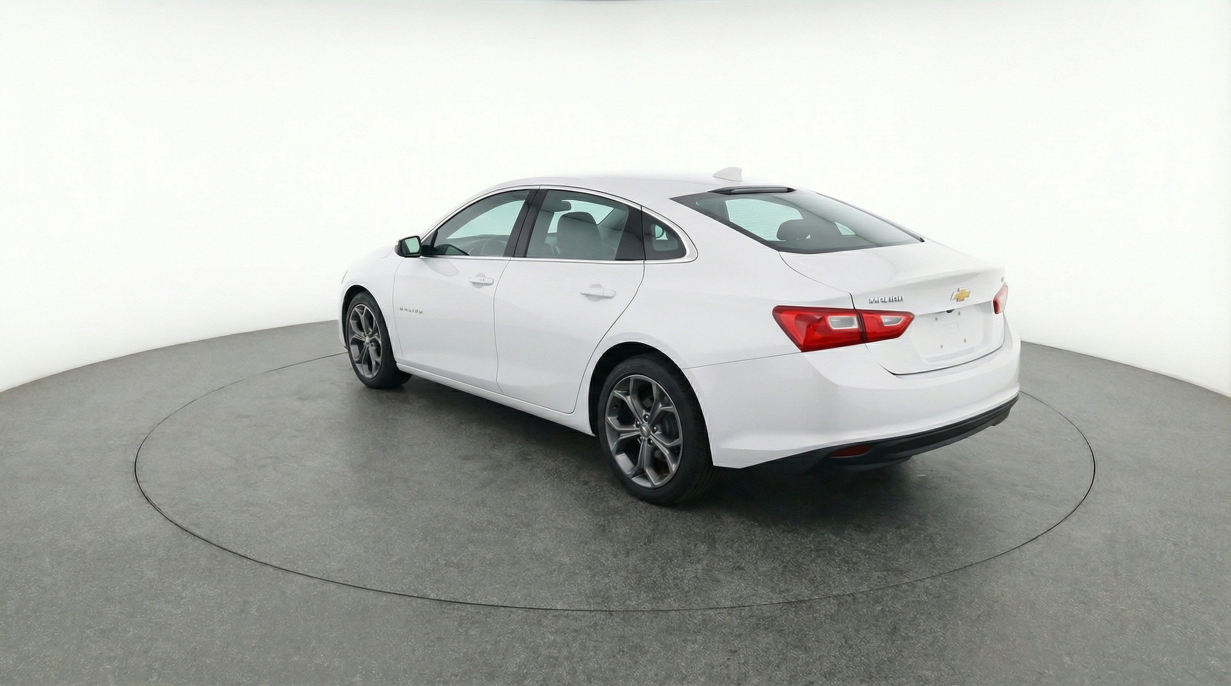 Thumbnail: 2024 Chevrolet Malibu - 6