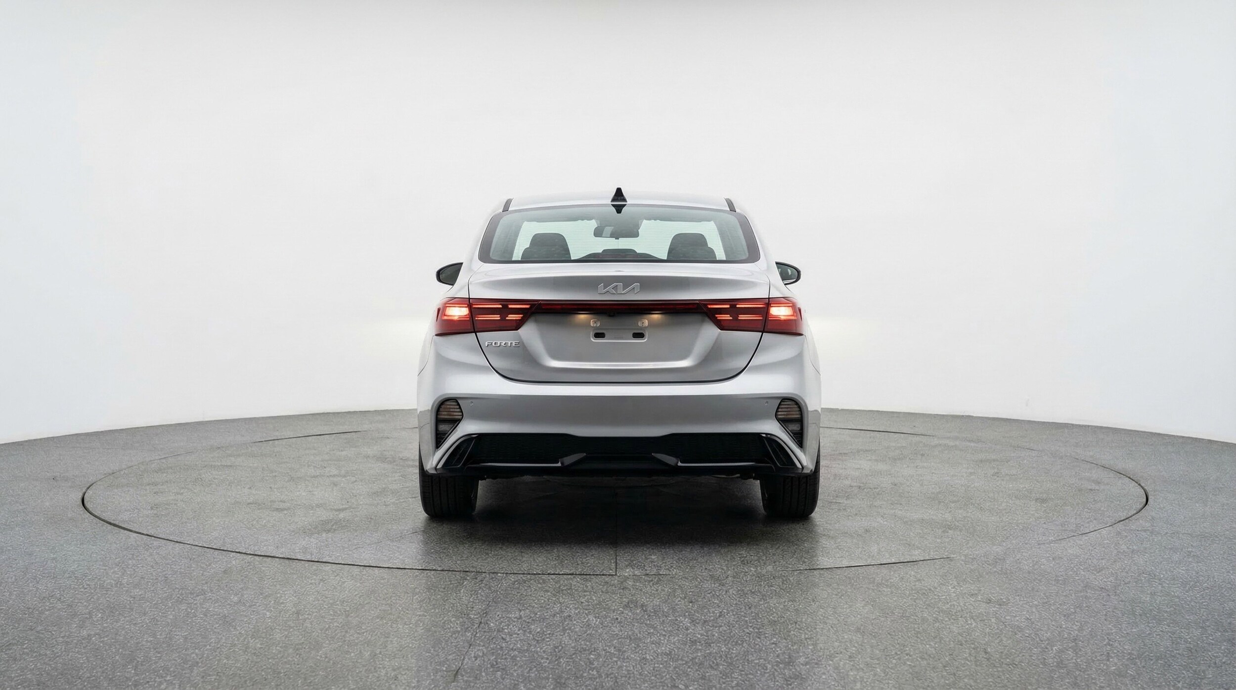 Thumbnail: 2024 Kia Forte - 7