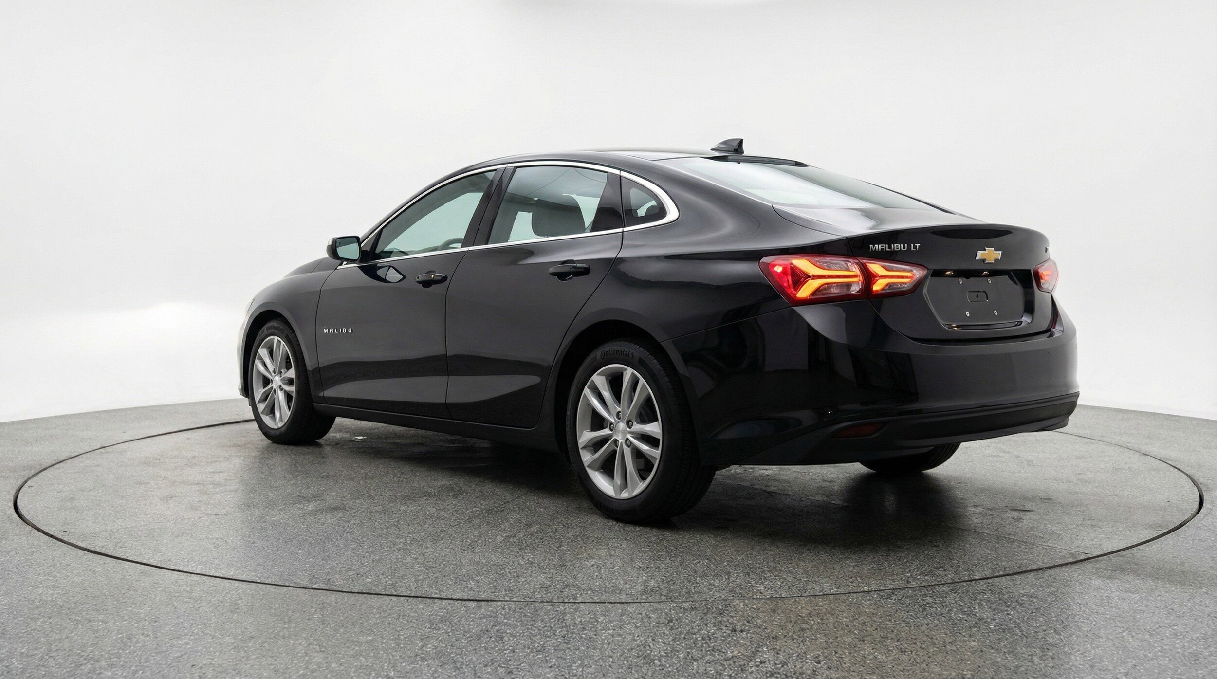 Thumbnail: 2024 Chevrolet Malibu - 6